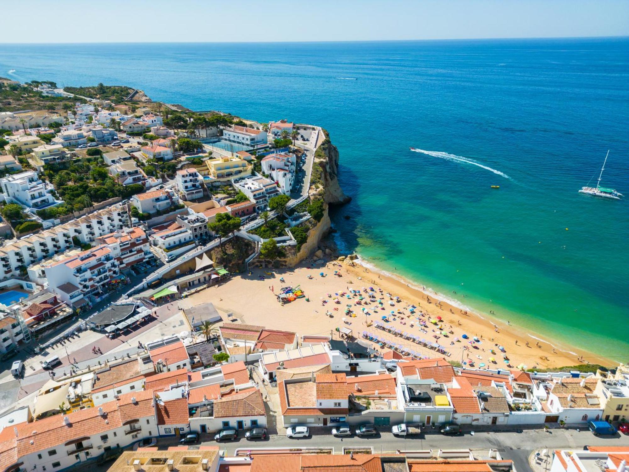 Casa 4you Guest house Carvoeiro (Lagoa)