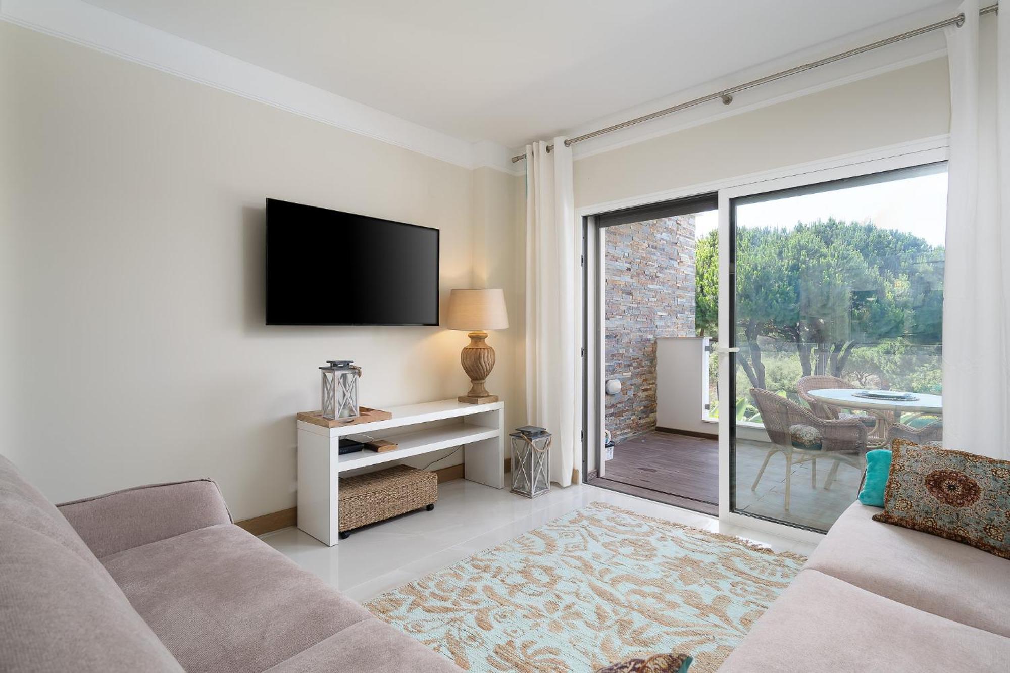 Appartement Belharucas, 400 Meters From *