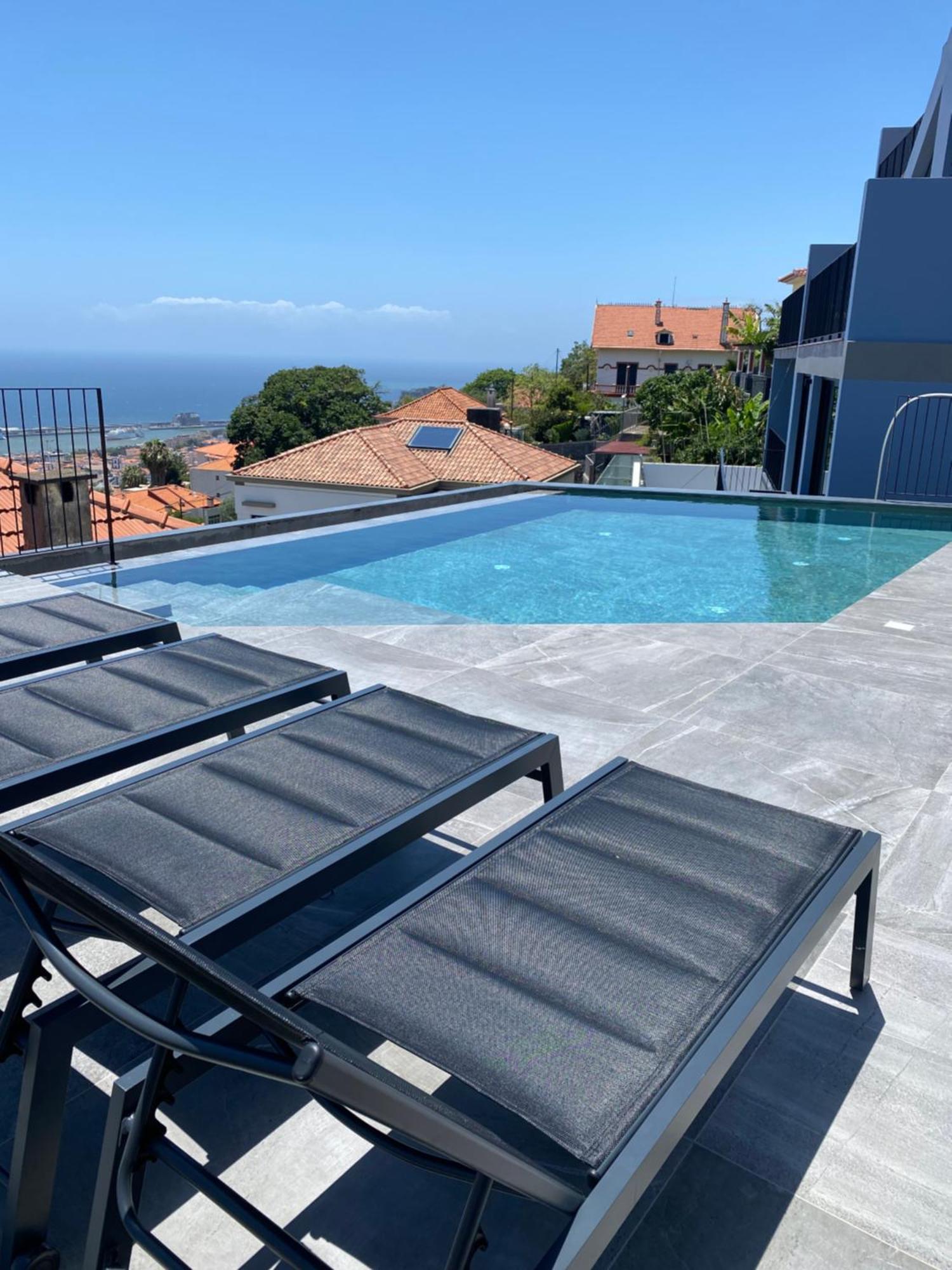 Atlantico Azul Funchal (Madeira)