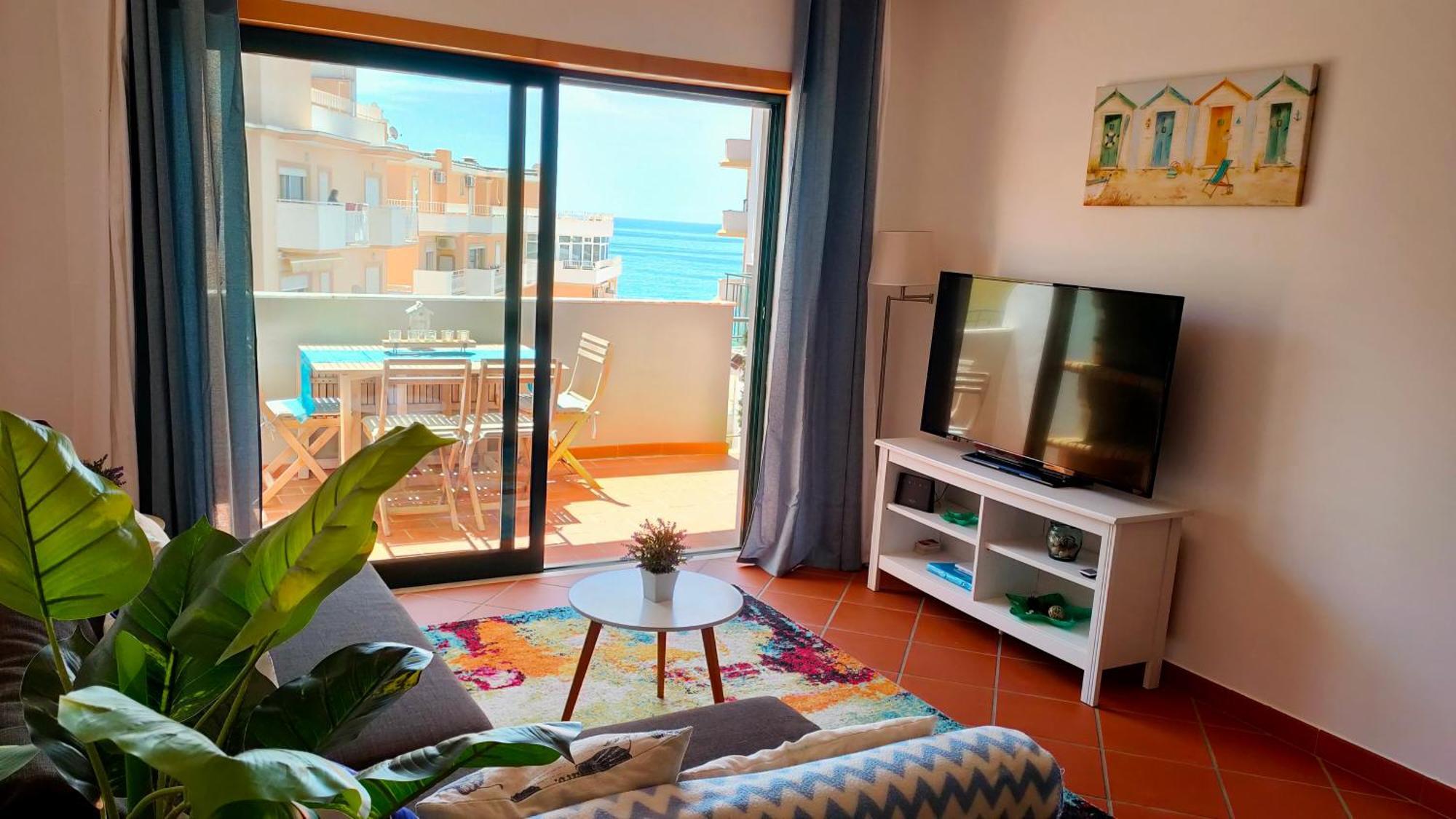 Apartment Cantinho Do Sol - Sea View, Quiet, Cozy And Relaxing Flat