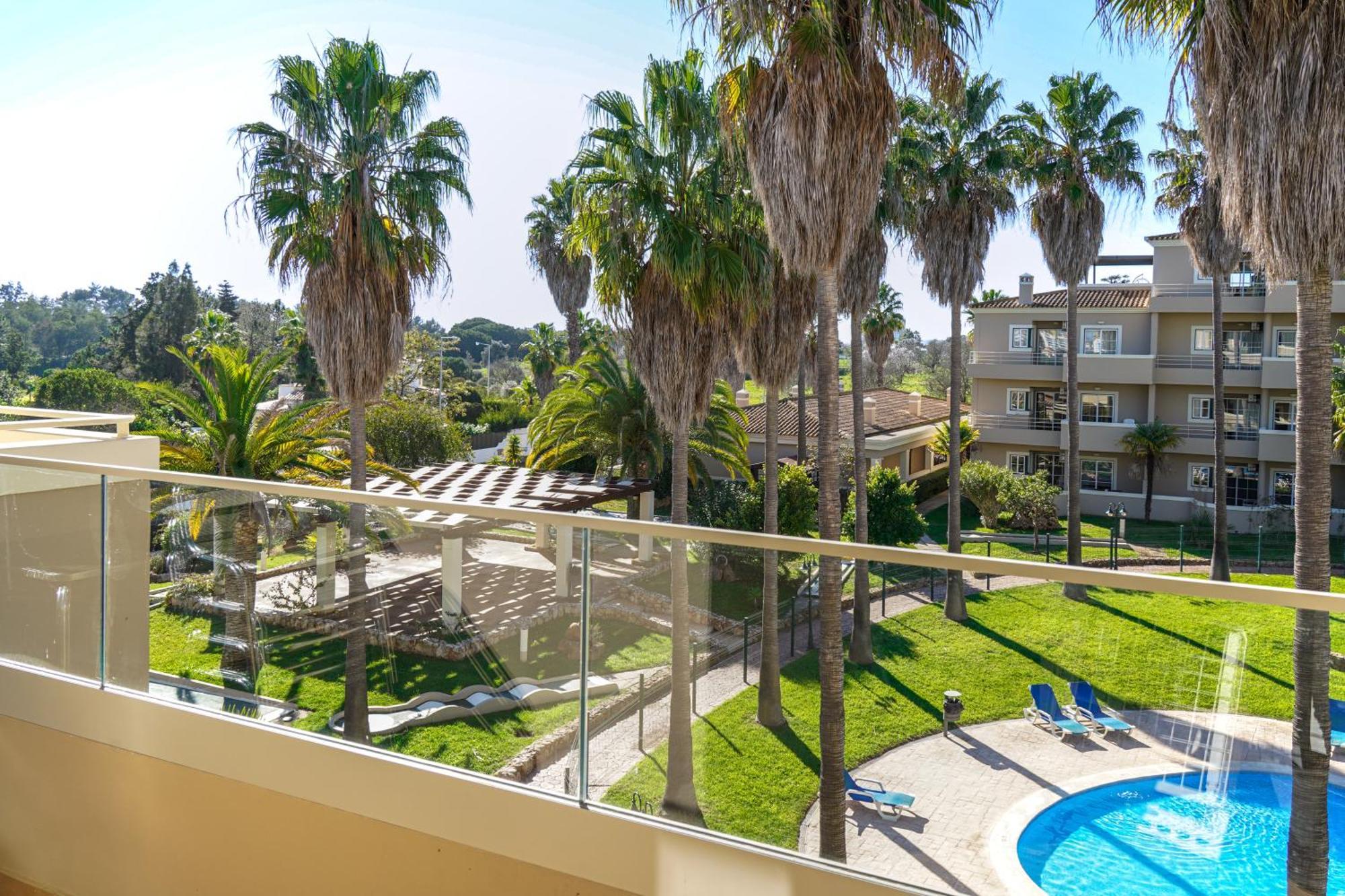 Aparthotel Vitors Plaza 4*