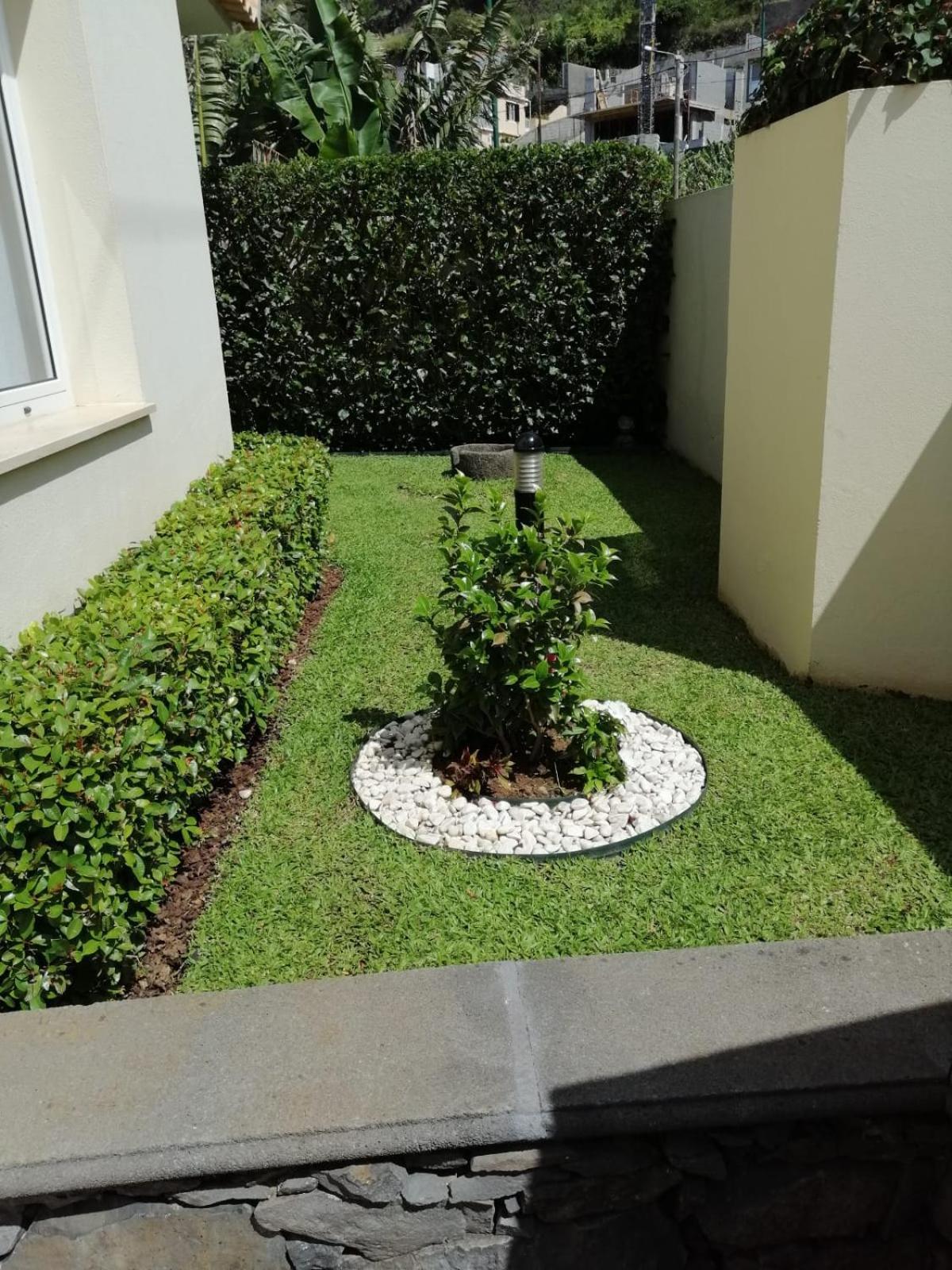 Luxury With Private Heated Pool, Garden And Views Of The Sea And Mountains. *