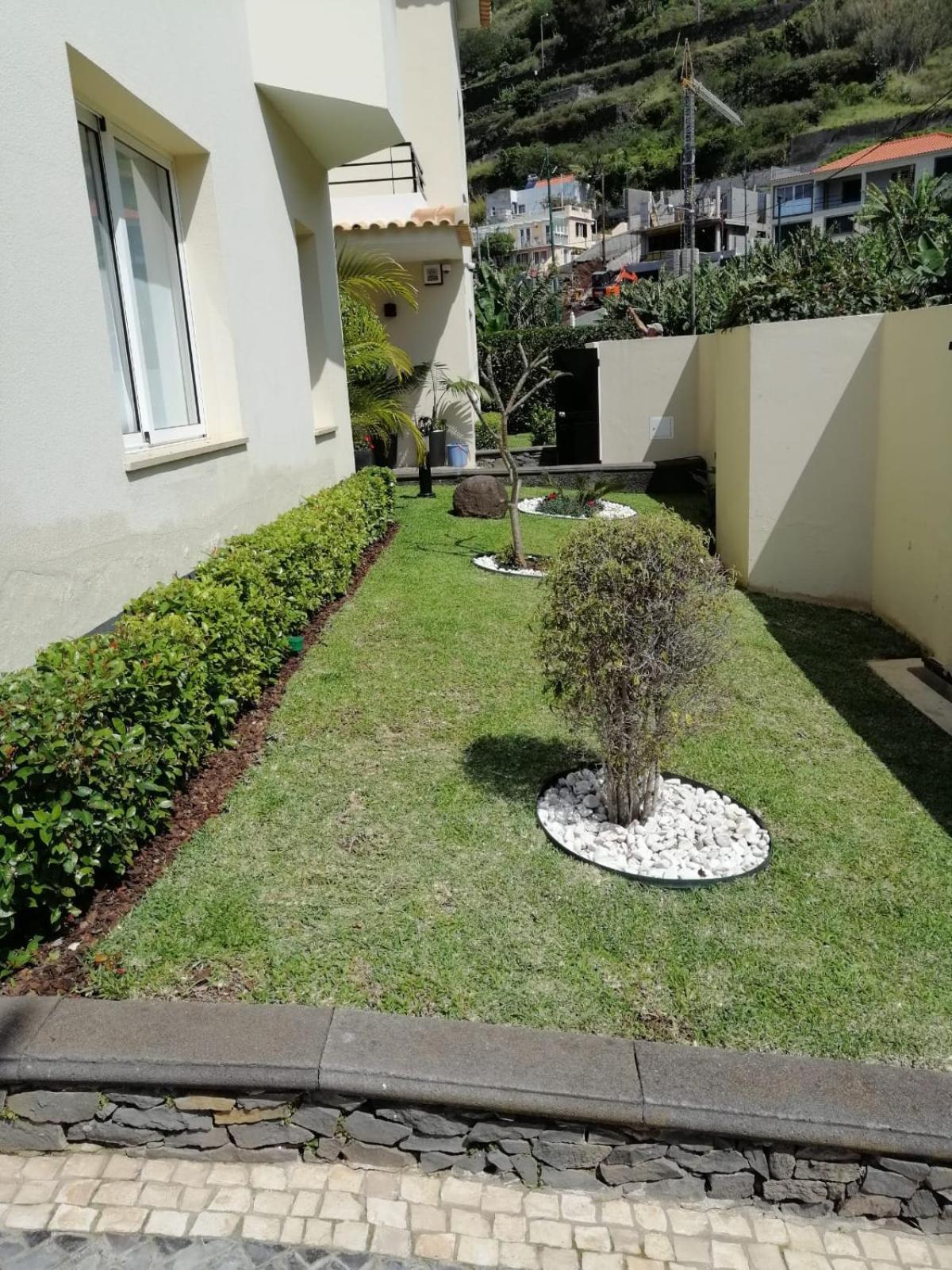 Luxury With Private Heated Pool, Garden And Views Of The Sea And Mountains. Villa