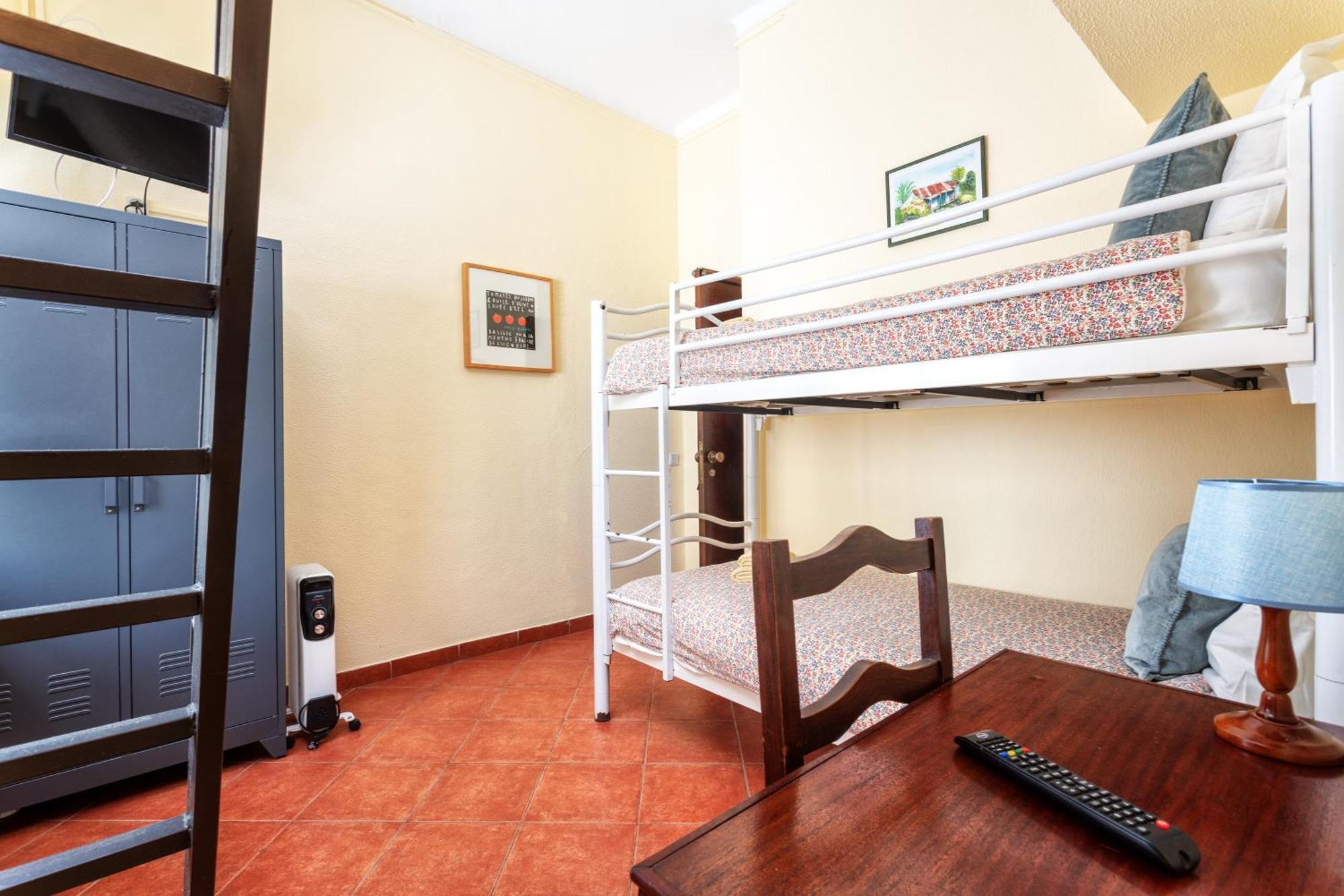 Guest house Al - Local Bicuar