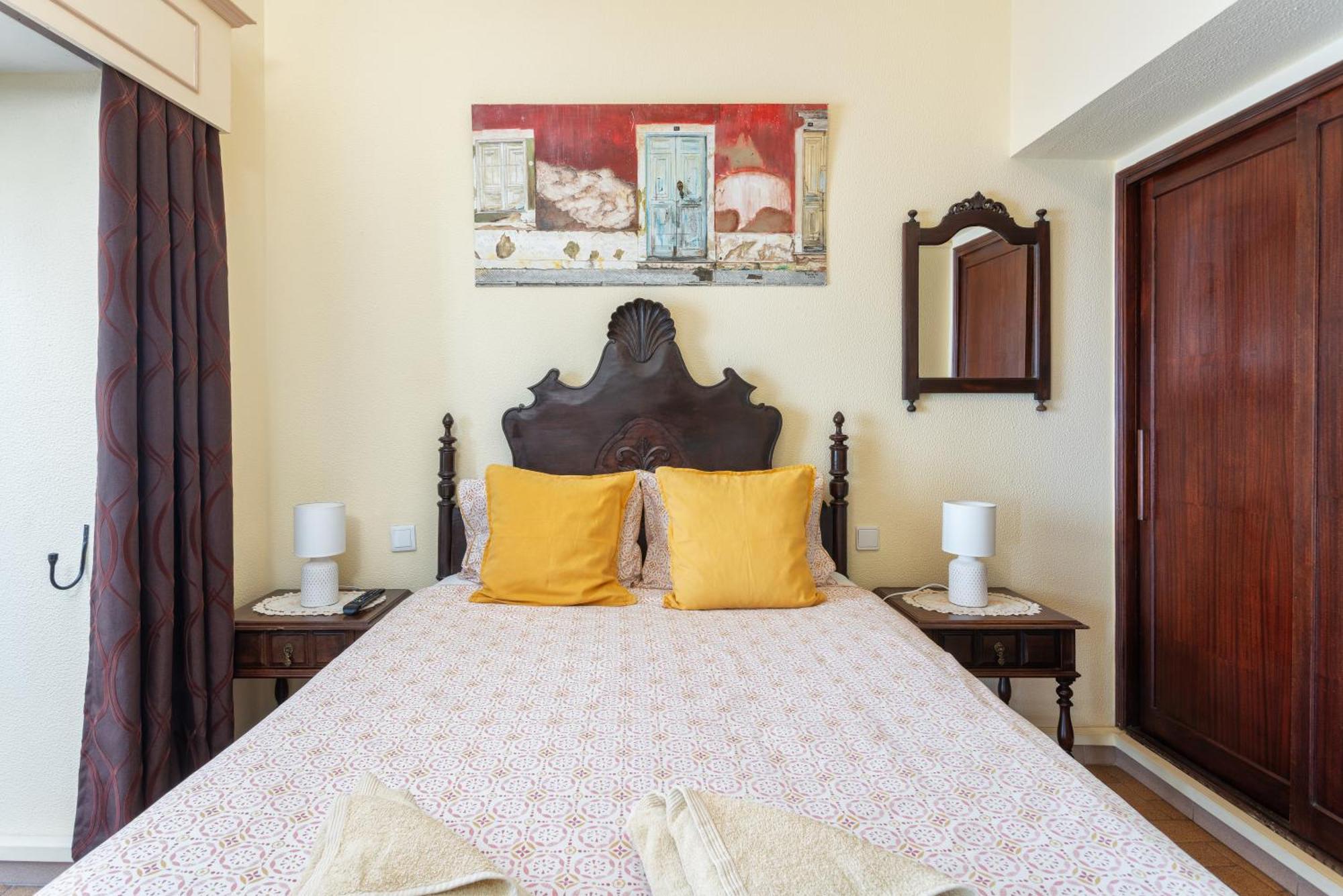 Guest house Al - Local Bicuar Olhao