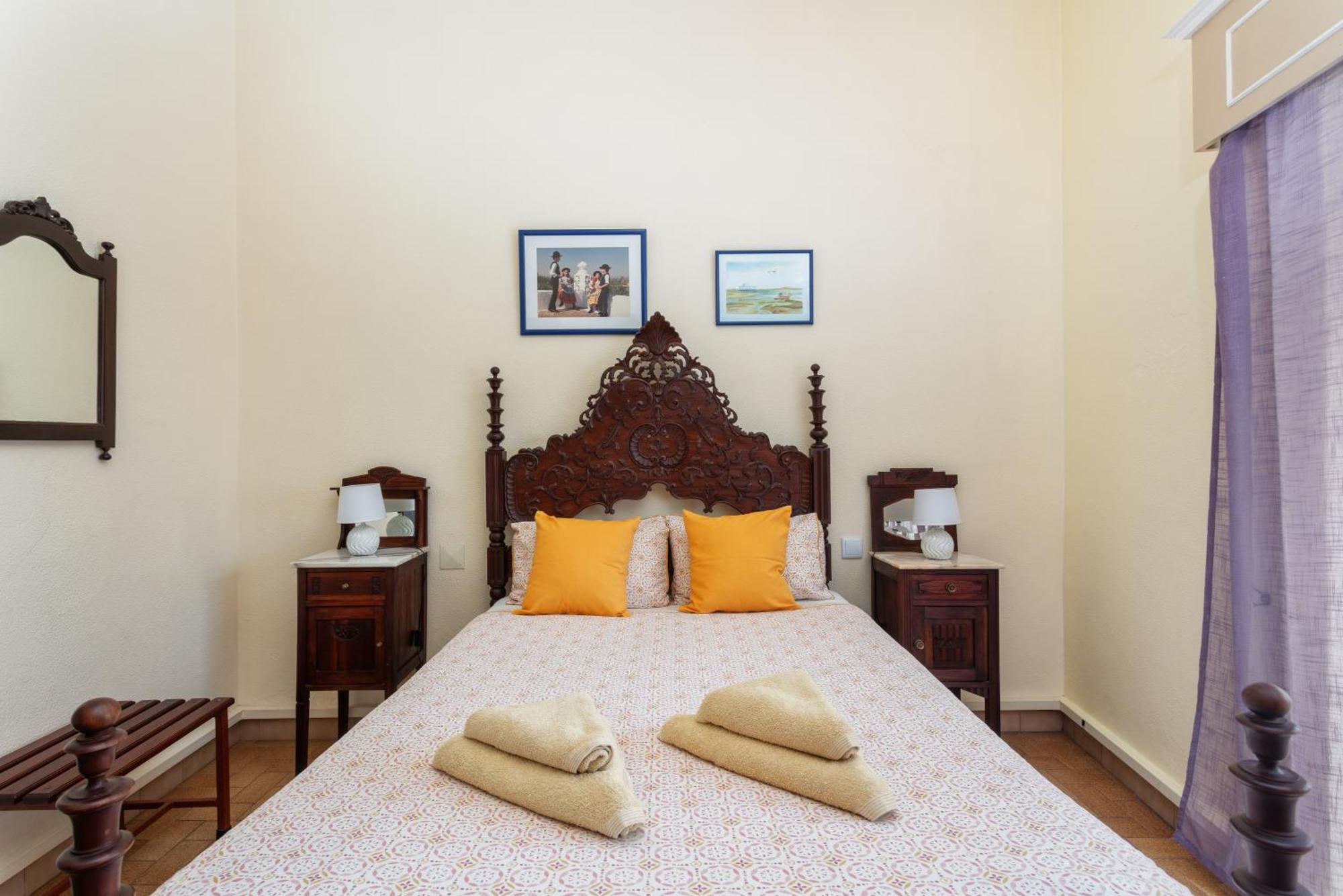 Guest house Al - Local Bicuar Olhao