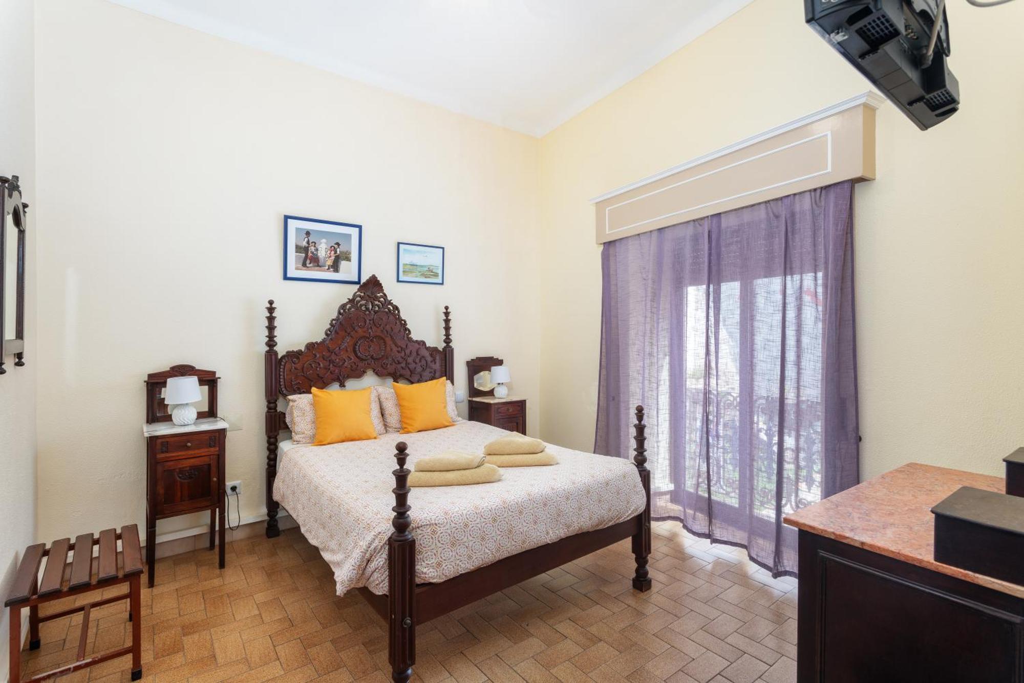 Al - Local Bicuar Guest house Olhao