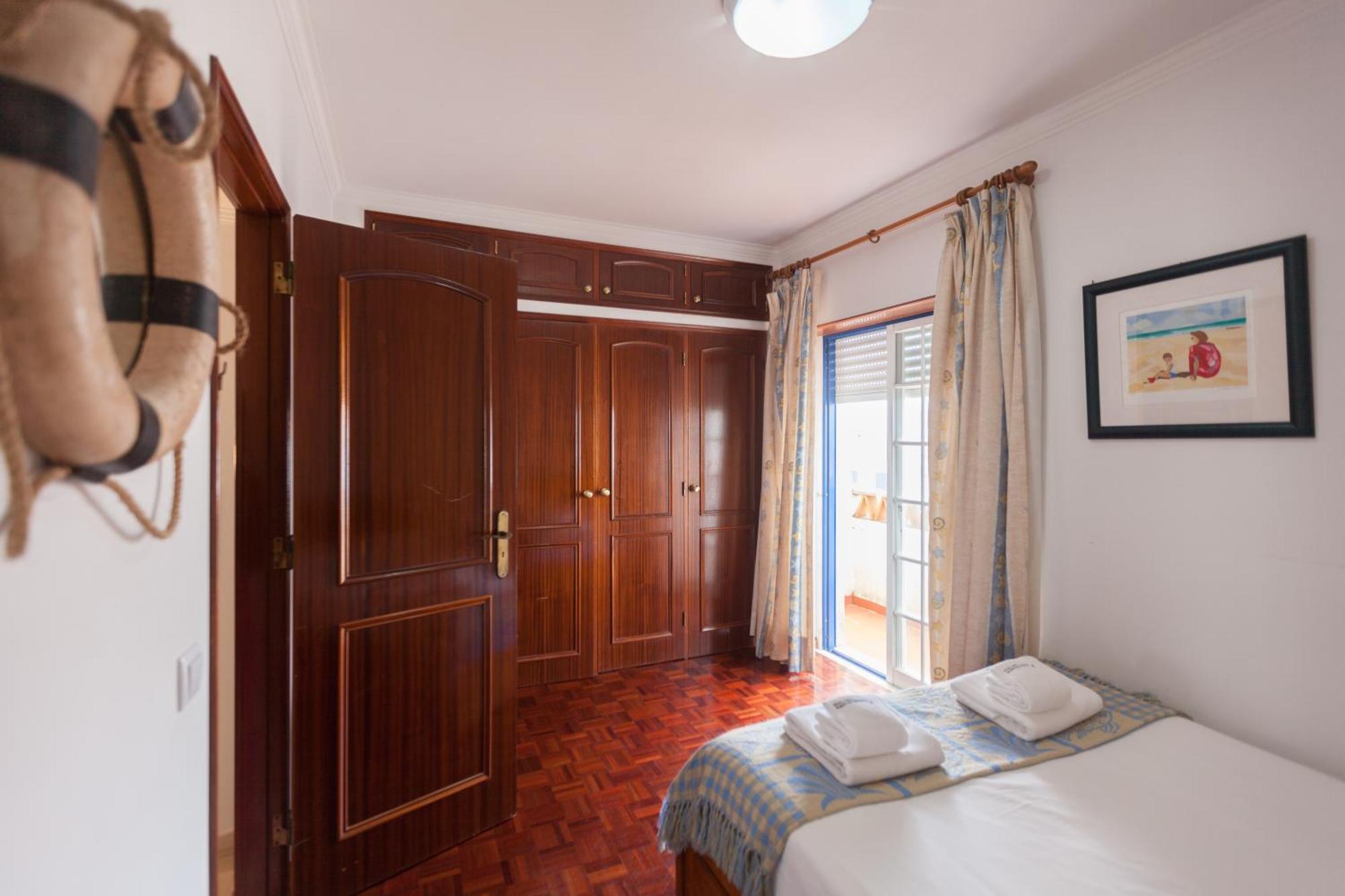 Flh Large House With Terrace