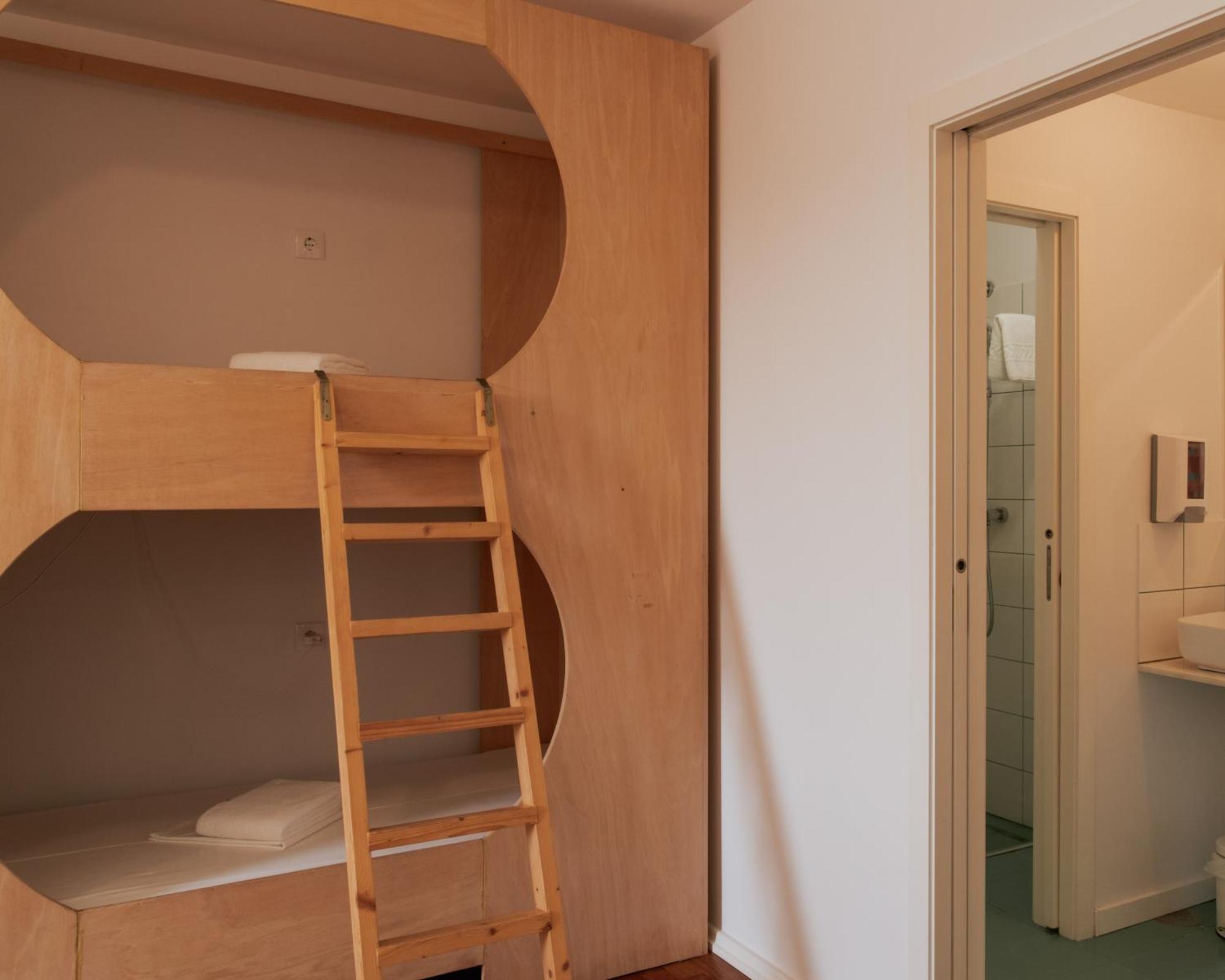 Quinta Da Quinhas Farm stay Vila Praia de Ancora