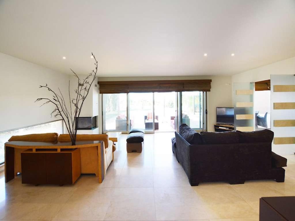 Special Vilamoura Villa 6 Bedrooms Villa Lagoon Private Pool With Great Golf Course Views Algarve *