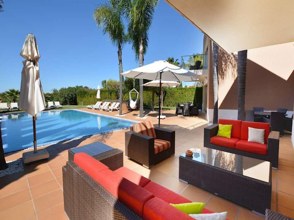 Villa Special Vilamoura Villa 6 Bedrooms Villa Lagoon Private Pool With Great Golf Course Views Algarve Quarteira