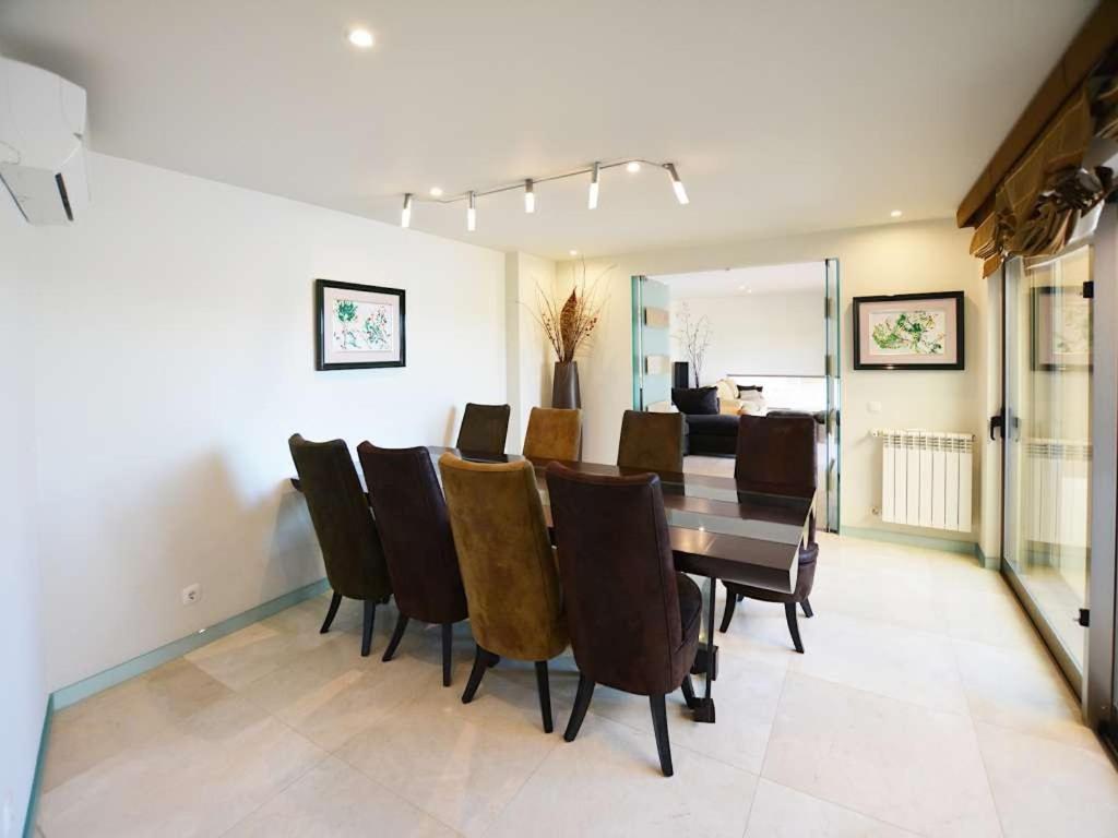 Special Vilamoura Villa 6 Bedrooms Villa Lagoon Private Pool With Great Golf Course Views Algarve * Quarteira