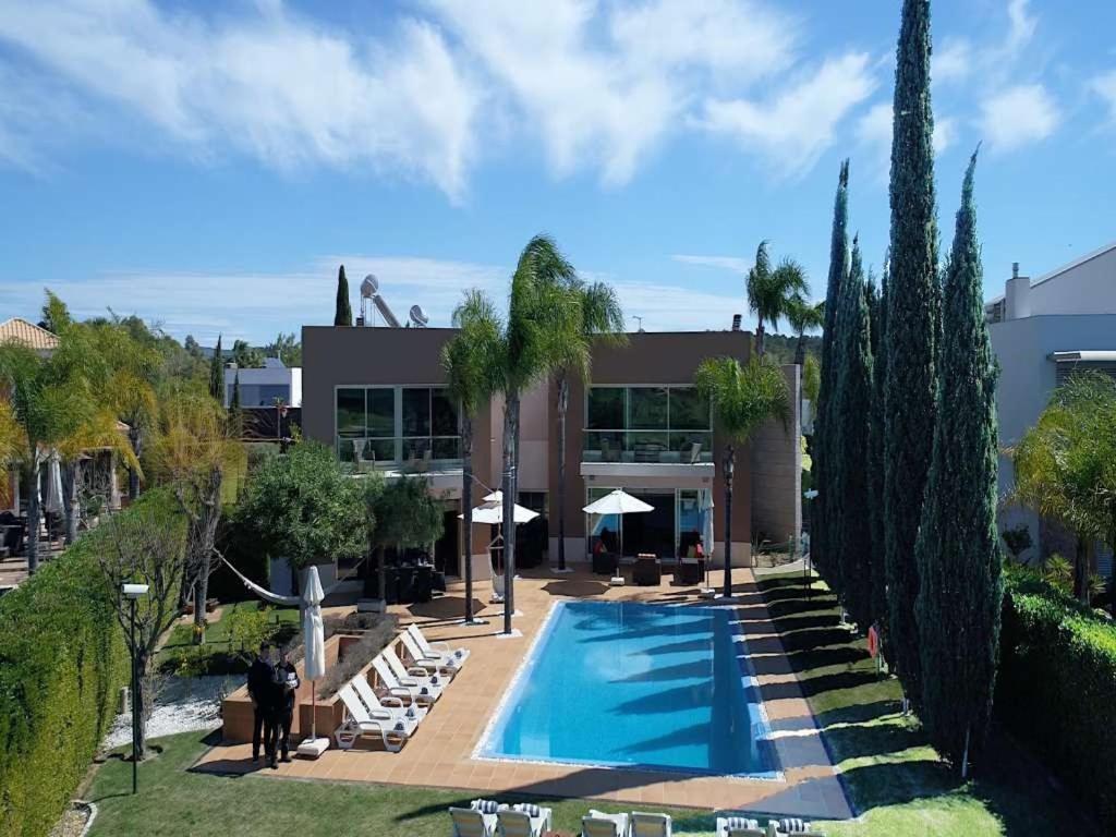 Special Vilamoura 6 Bedrooms Lagoon Private Pool With Great Golf Course Views Algarve *
