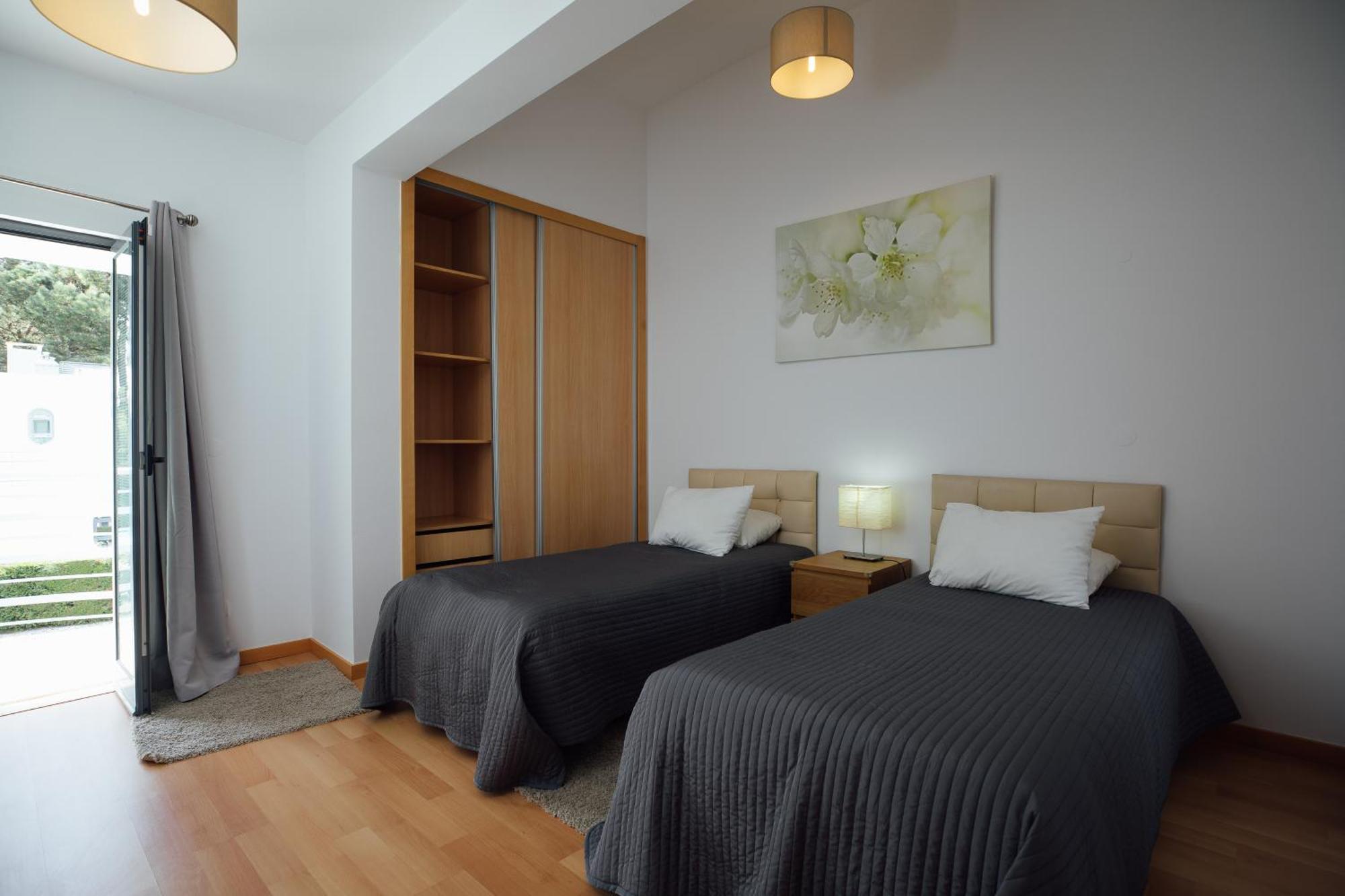 Serena -your Exclusive Private Swimming Pool Villa Setubal