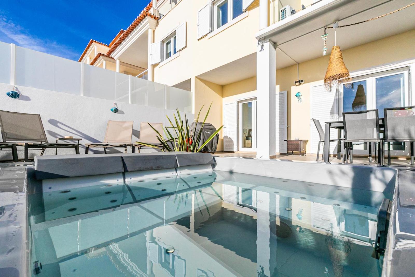 Guest house Vibing & Liming Ericeira