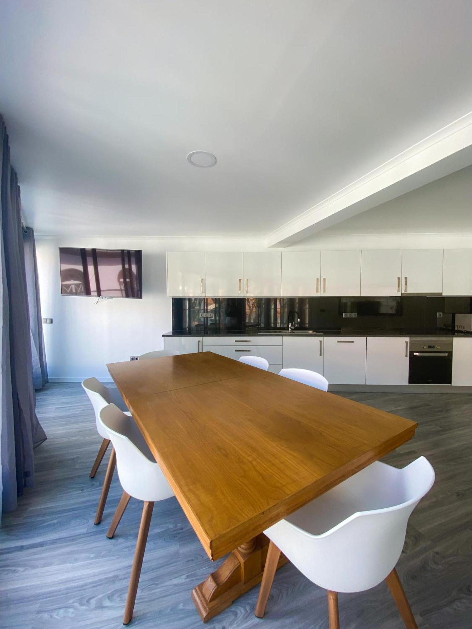 Village Square Coastal 2f Apartment *