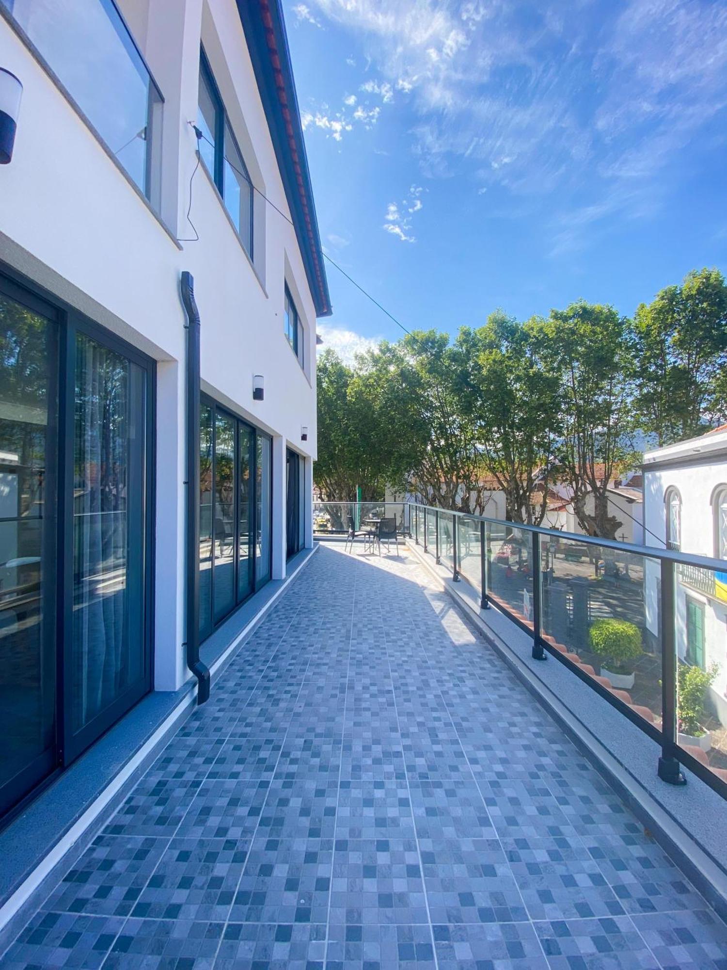 Village Square Coastal 2f Apartment *