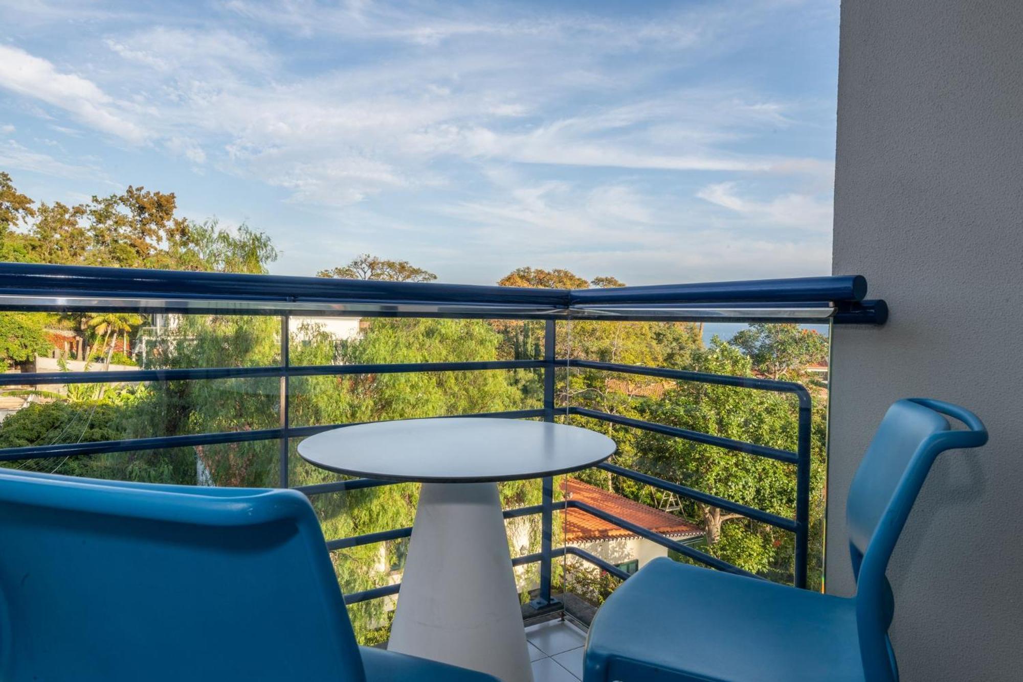 Terrace Mar