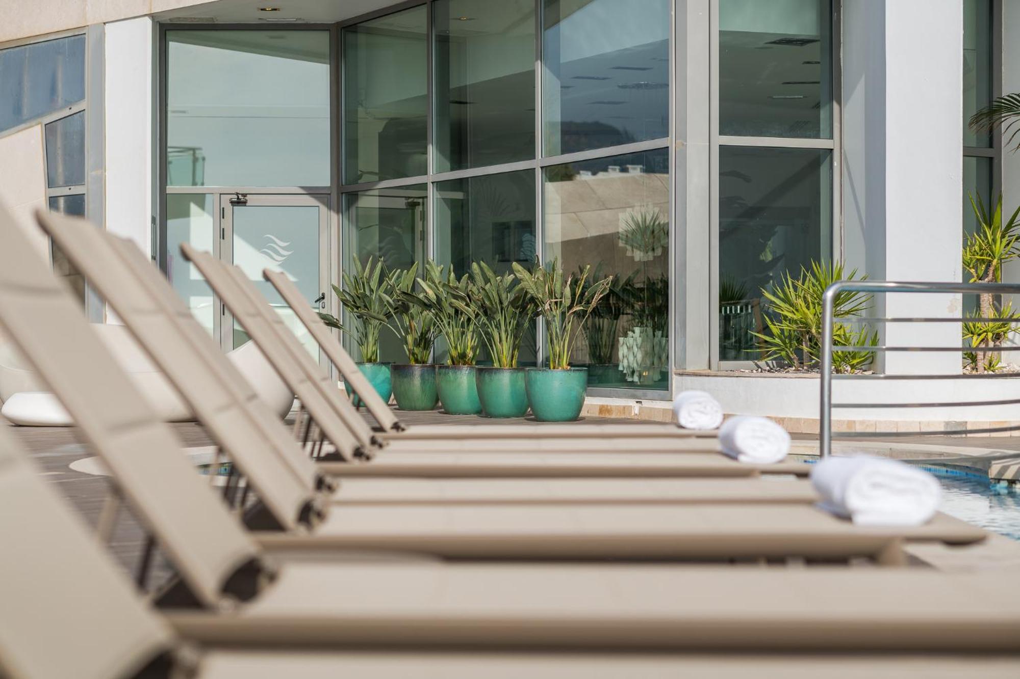 Oceanfront - Preferred And 5* Sesimbra