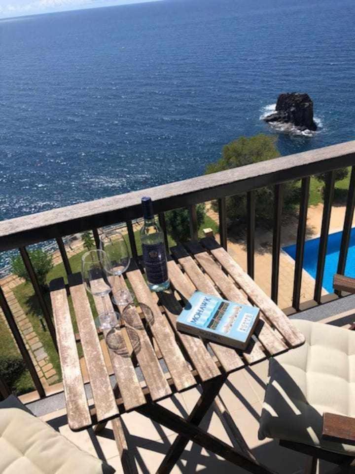 Cliff View Iii - Sea View + Pool + Wifi Appartement Funchal (Madeira)