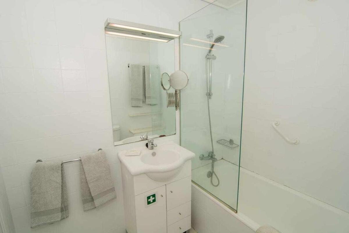 Appartement Cliff View Iii - Sea View + Pool + Wifi *