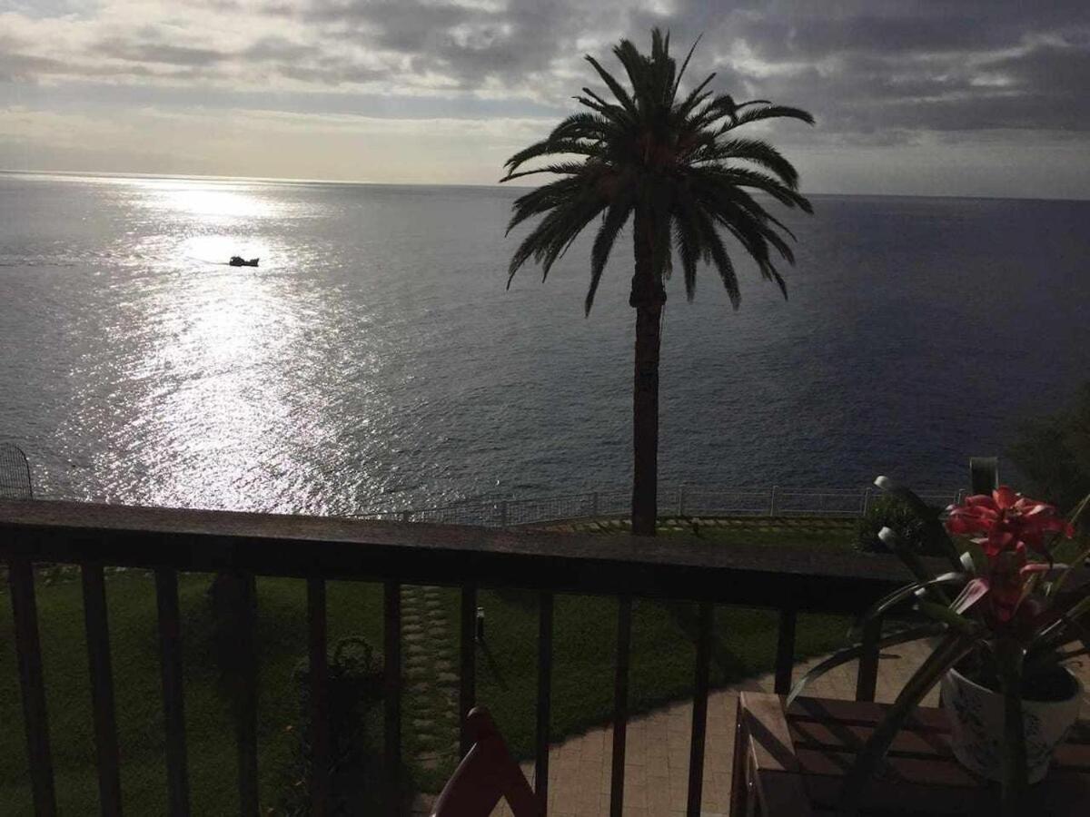 Cliff View Iii - Sea View + Pool + Wifi *