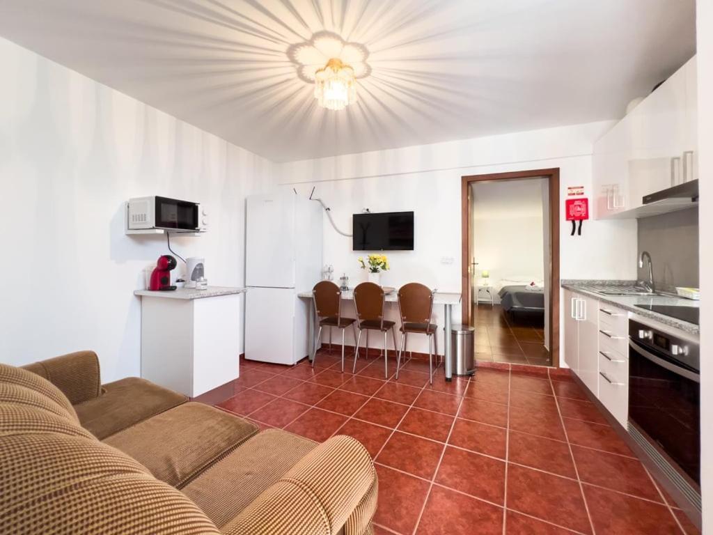 Gasthuis Guestready - Machico Sea View - B Machico (Madeira)