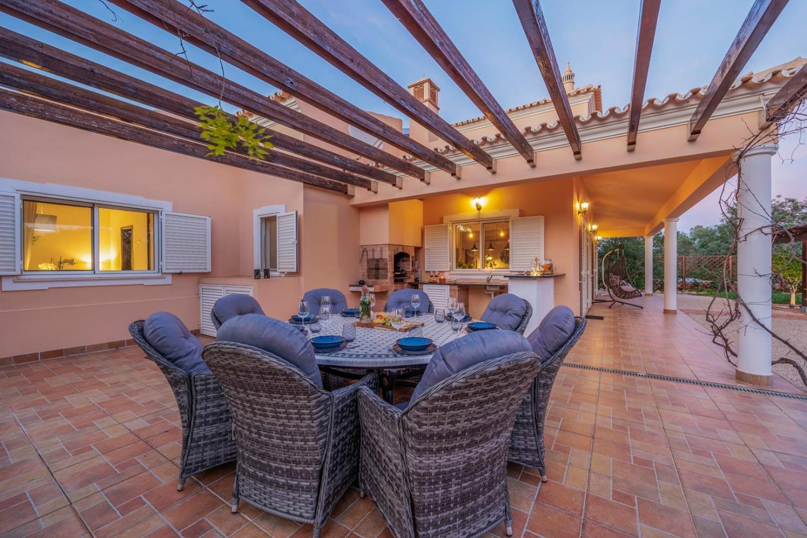 Villa Stunning Countryside W Private Garden & Pool Alte