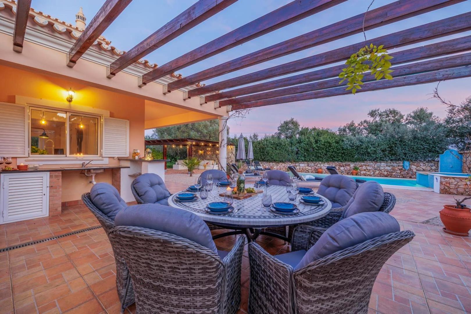Stunning Countryside W Private Garden & Pool Villa *