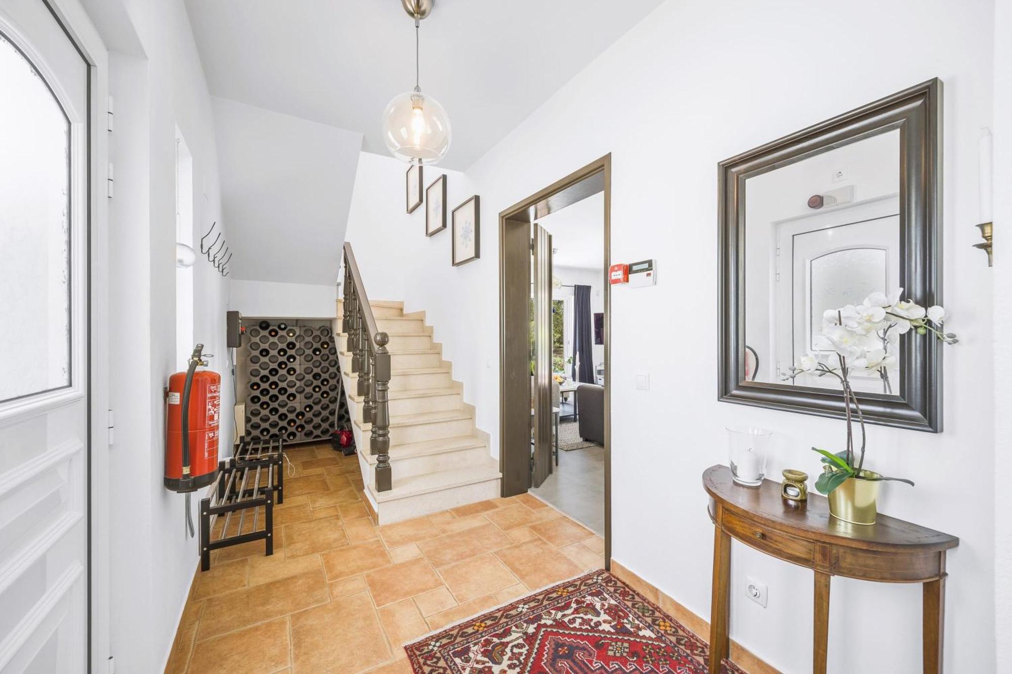 Stunning Countryside W Private Garden & Pool Alte