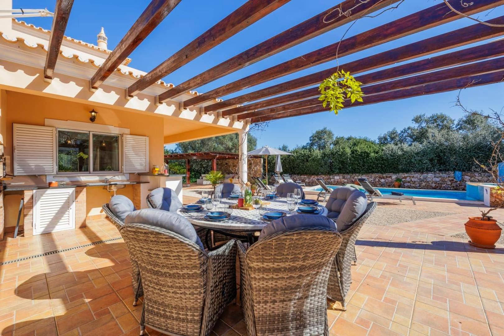 Stunning Countryside W Private Garden & Pool Alte