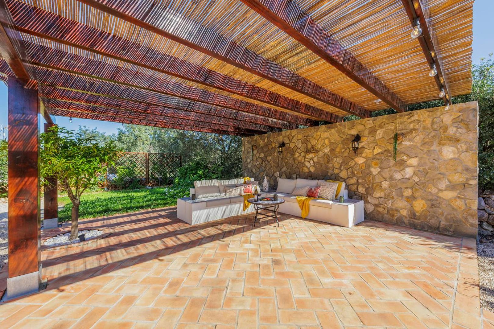 Stunning Countryside W Private Garden & Pool Villa