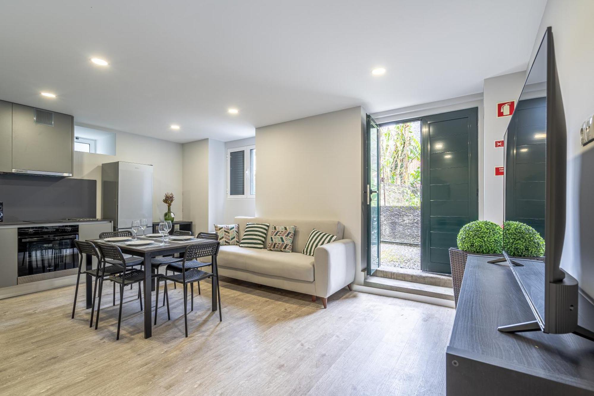 Apartment Jmf House *