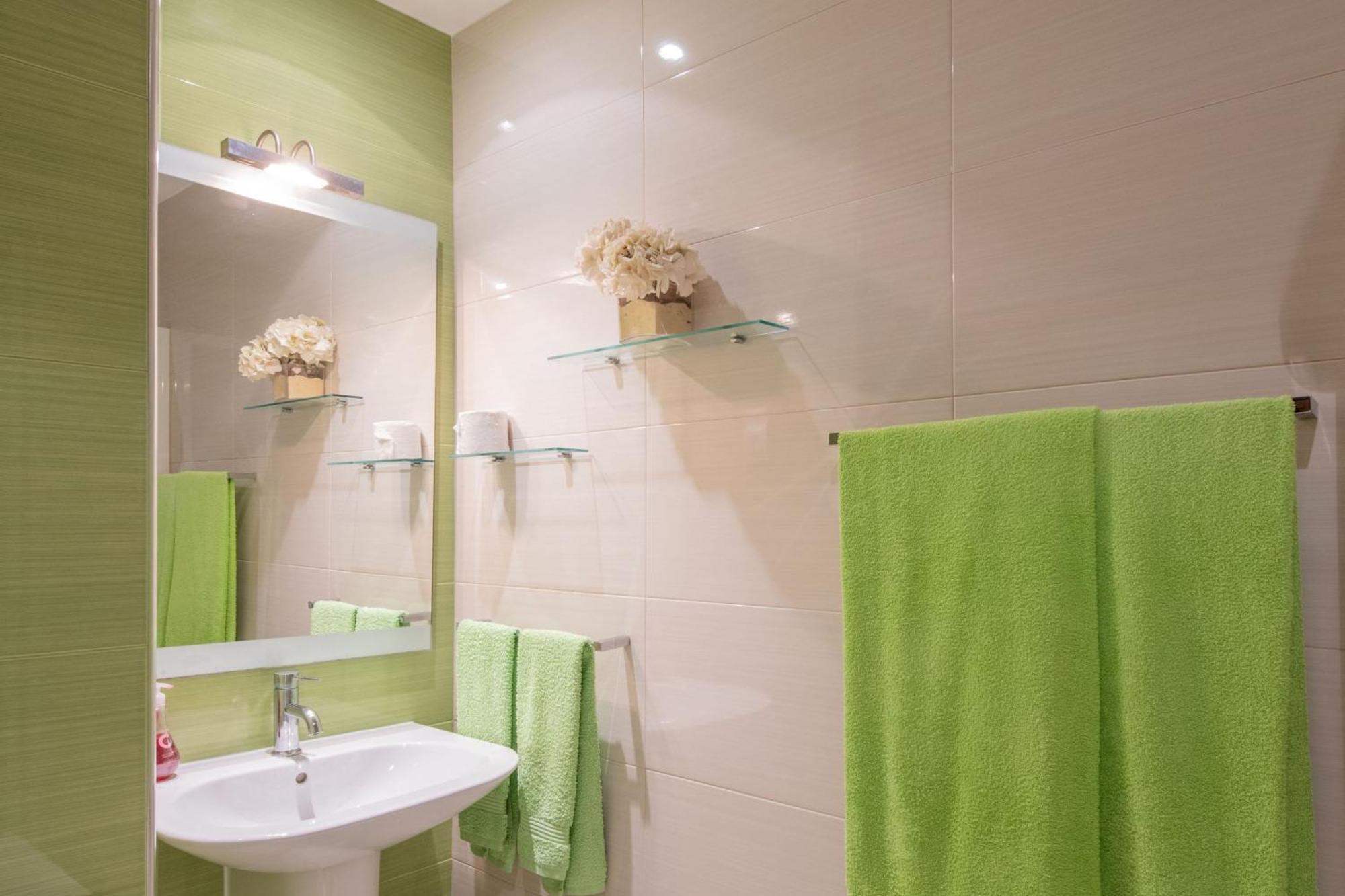 Beachfront 1 Bdr With Pool By Lovelystay Apartment *