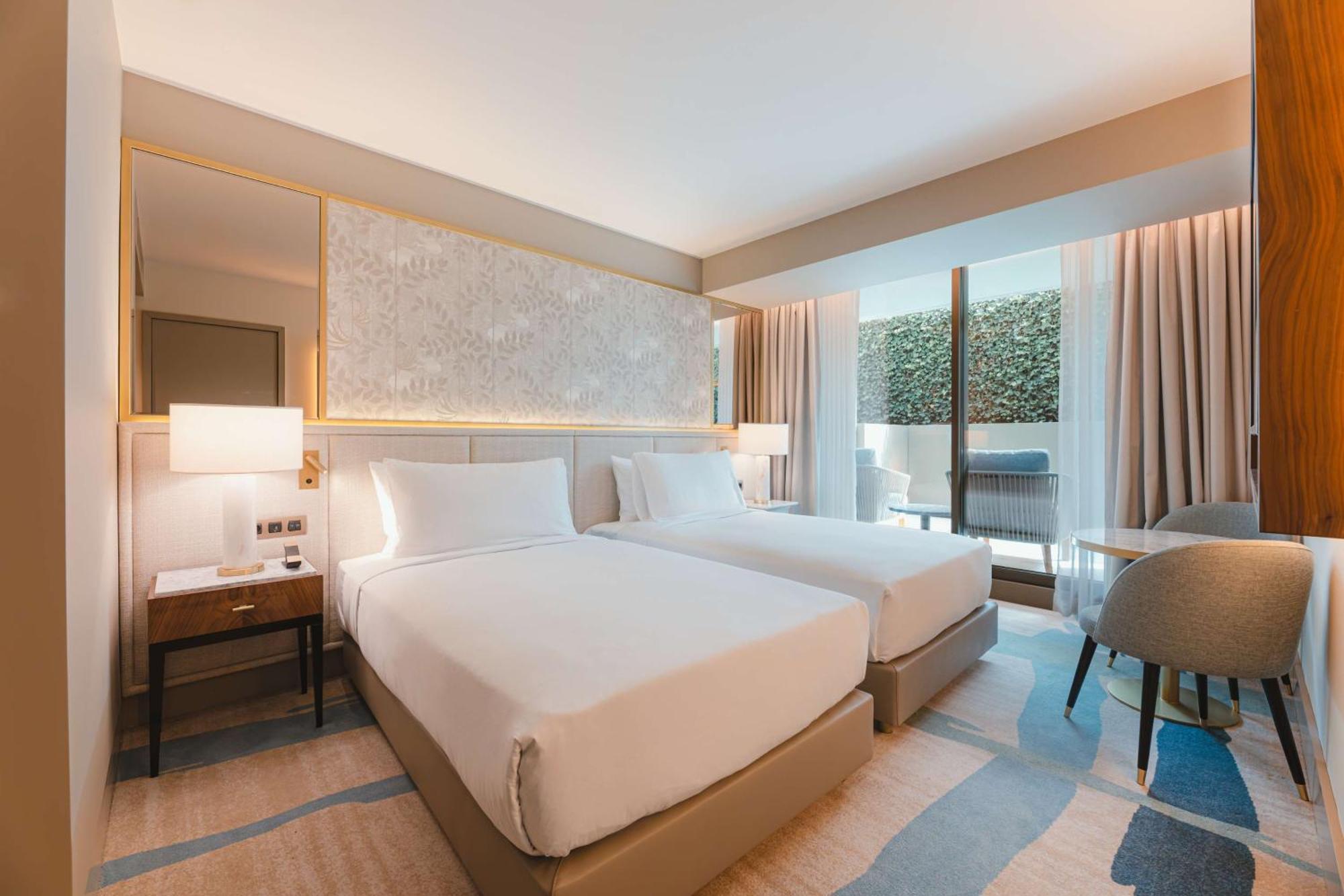 Legacy Cascais, Curio Collection By Hilton