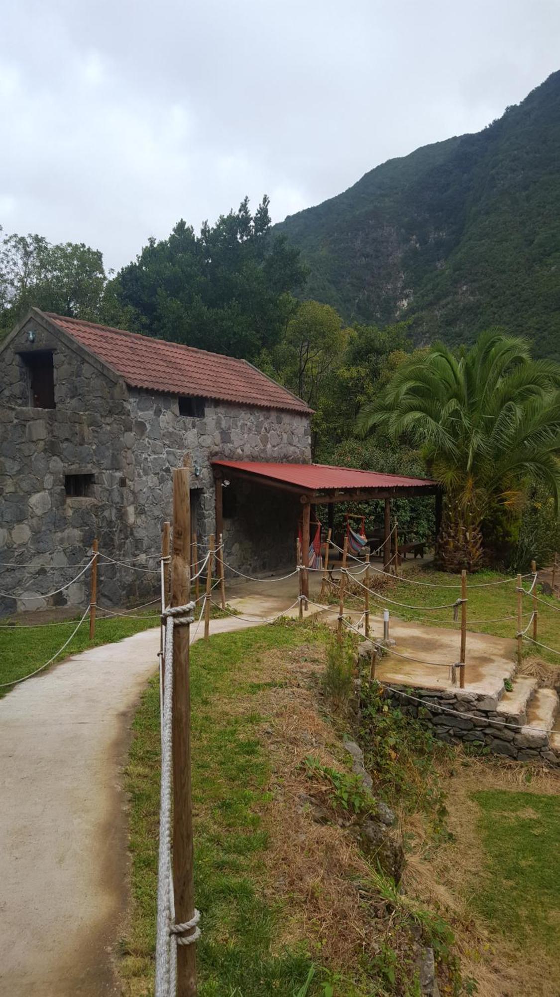 Nature Retreat - Laurel Forest * Seixal (Madeira)