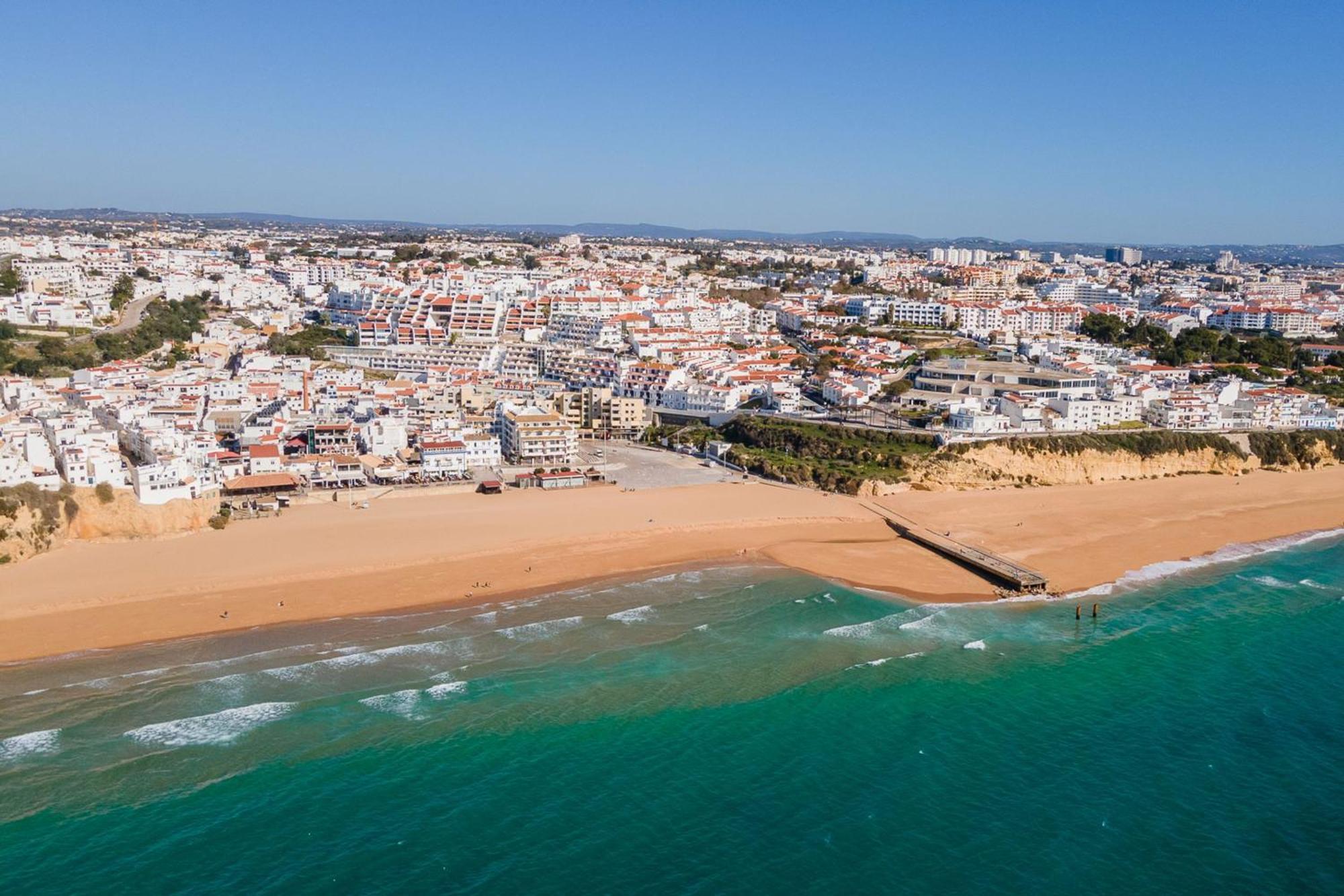 Typical T2 In W/ Balcony By Lovelystay Apartment Albufeira