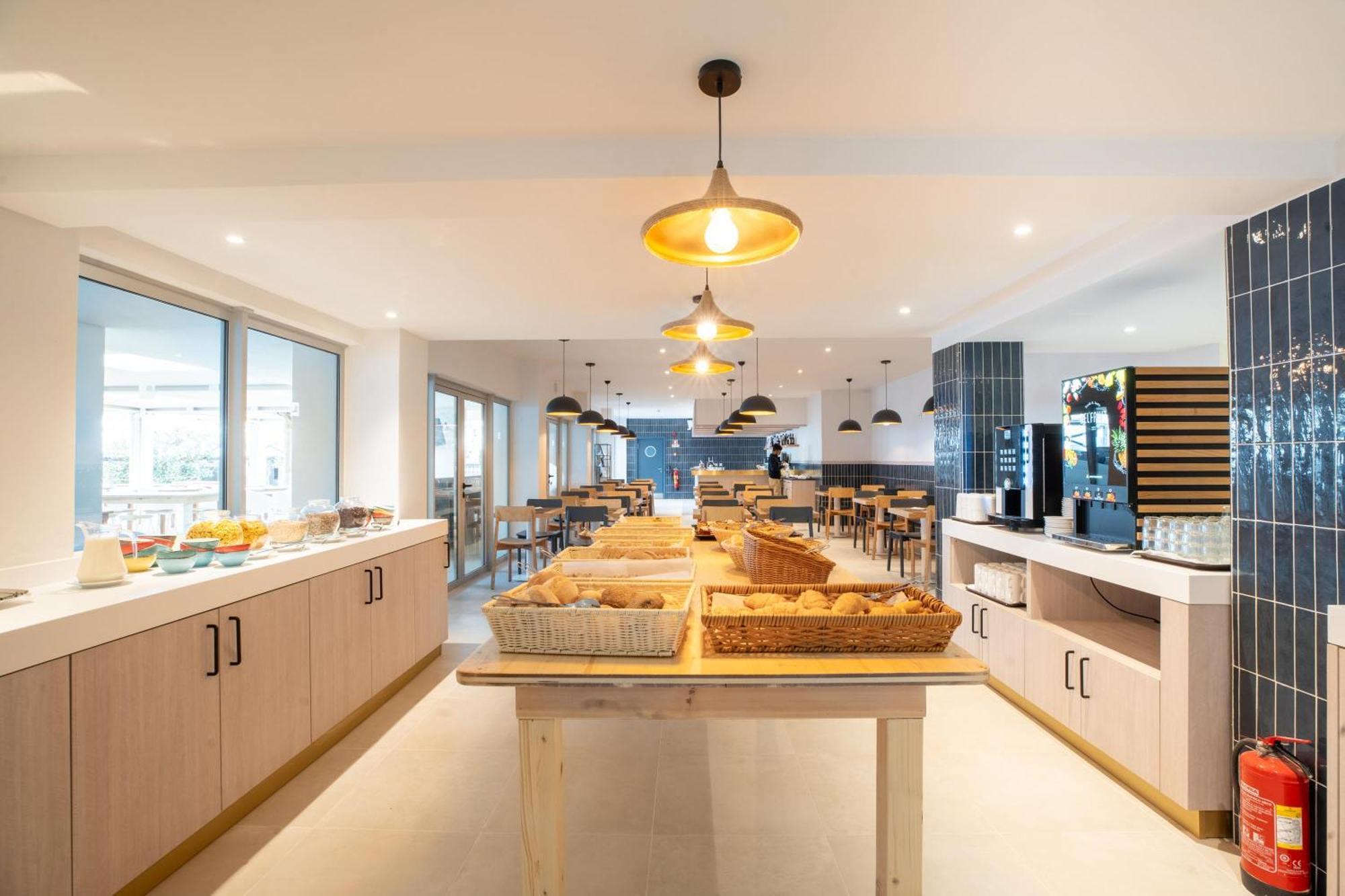 Aparthotel Aqualuz By The Editory 4*