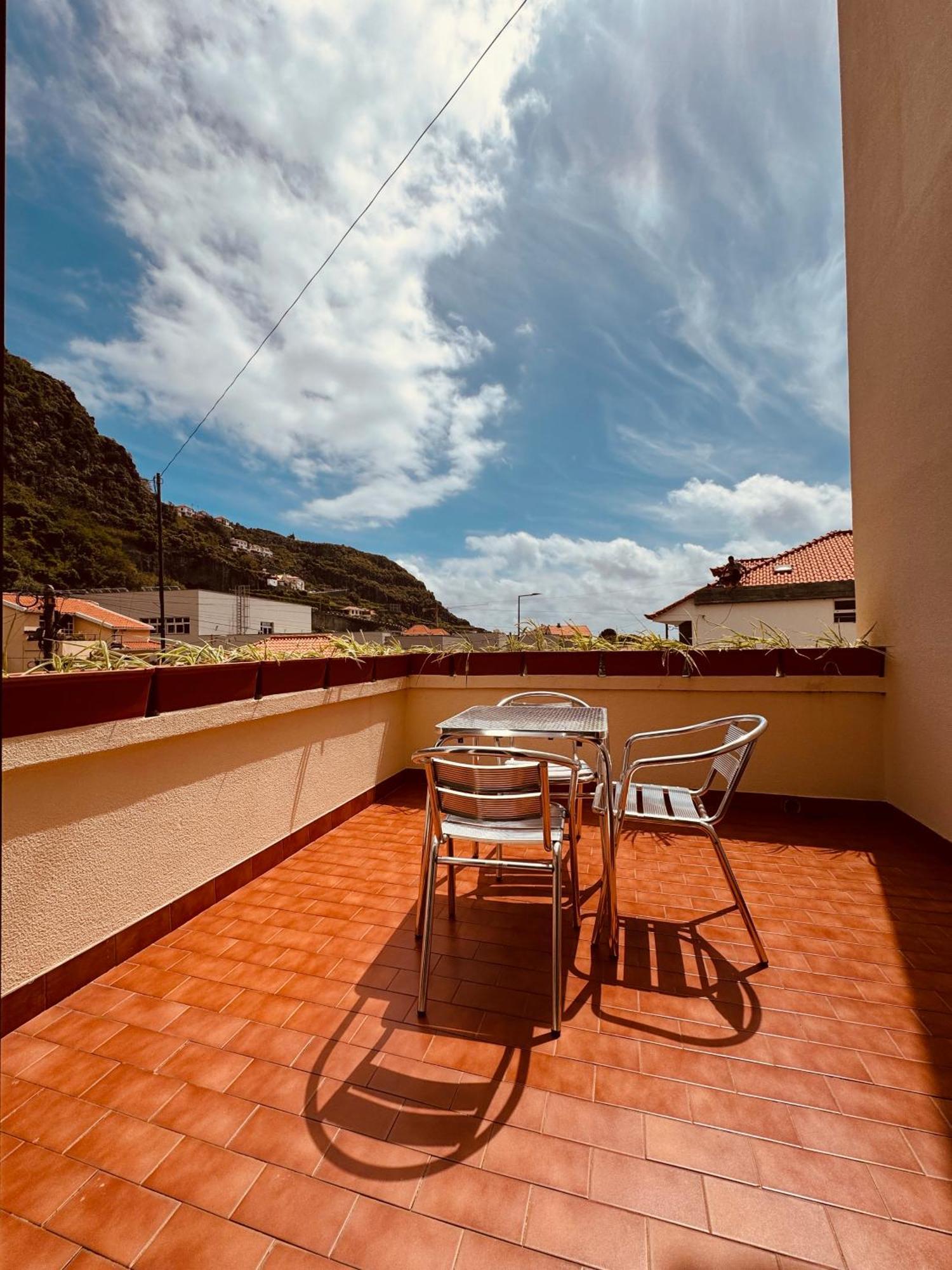 Pensión Vale Mar Guest Ribeira Brava