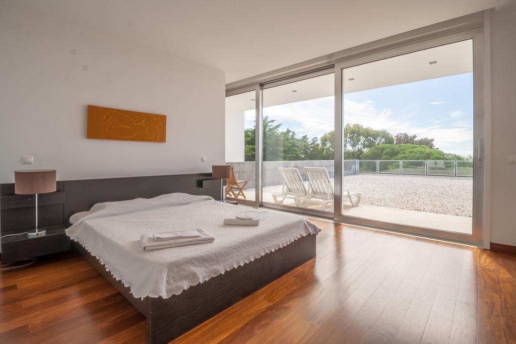 Evaristo Villa Albufeira