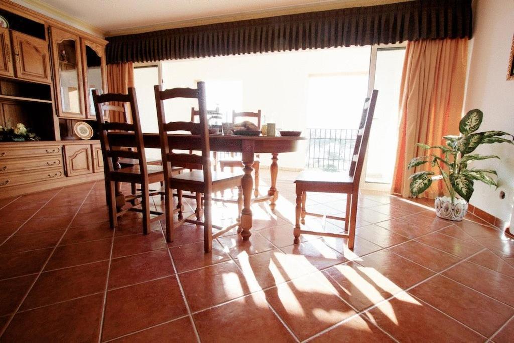 Os Descobrimentos 3* Burgau