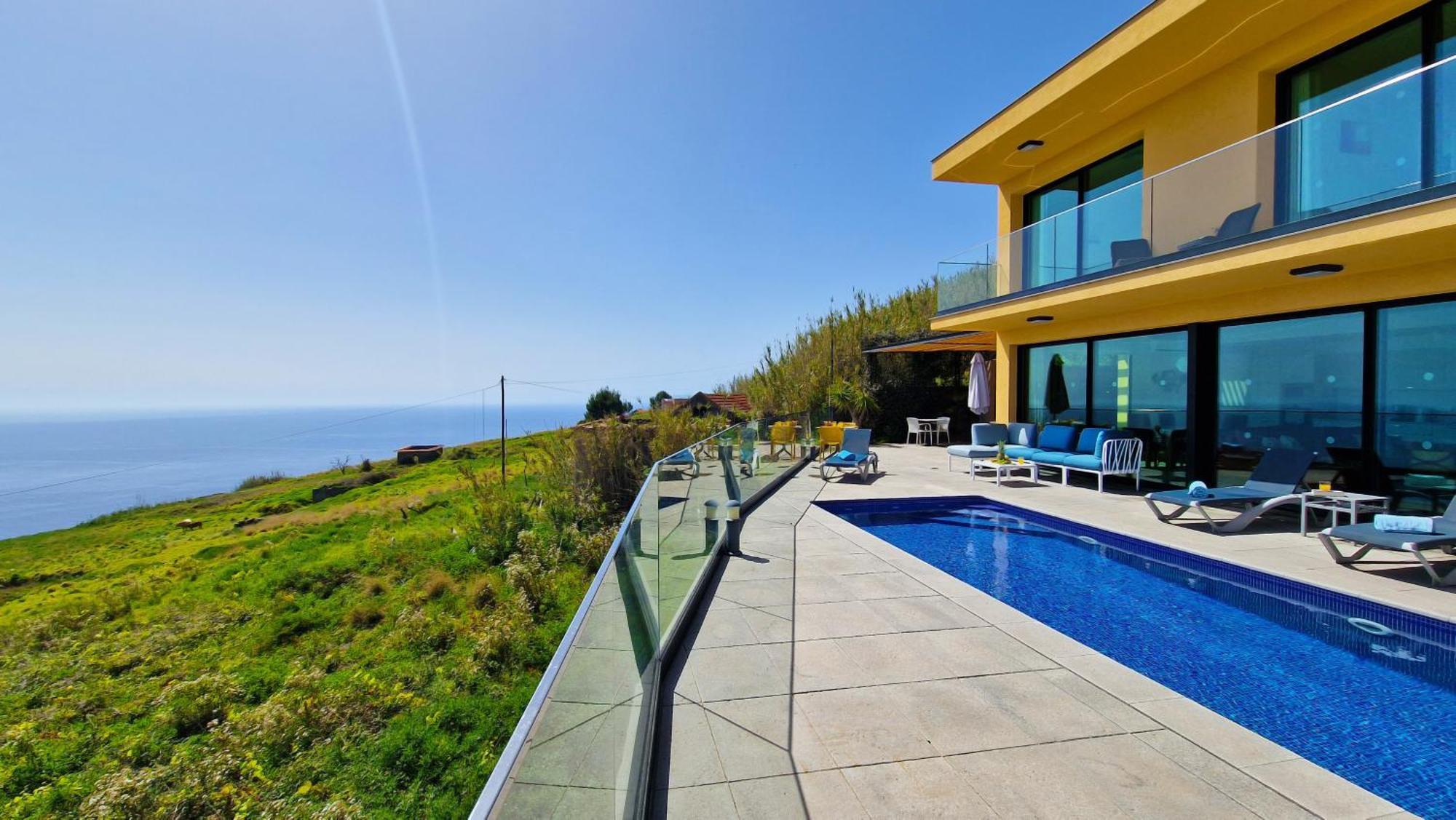 Eden Sun - A Modern Luxury With A Panoramic View Villa *