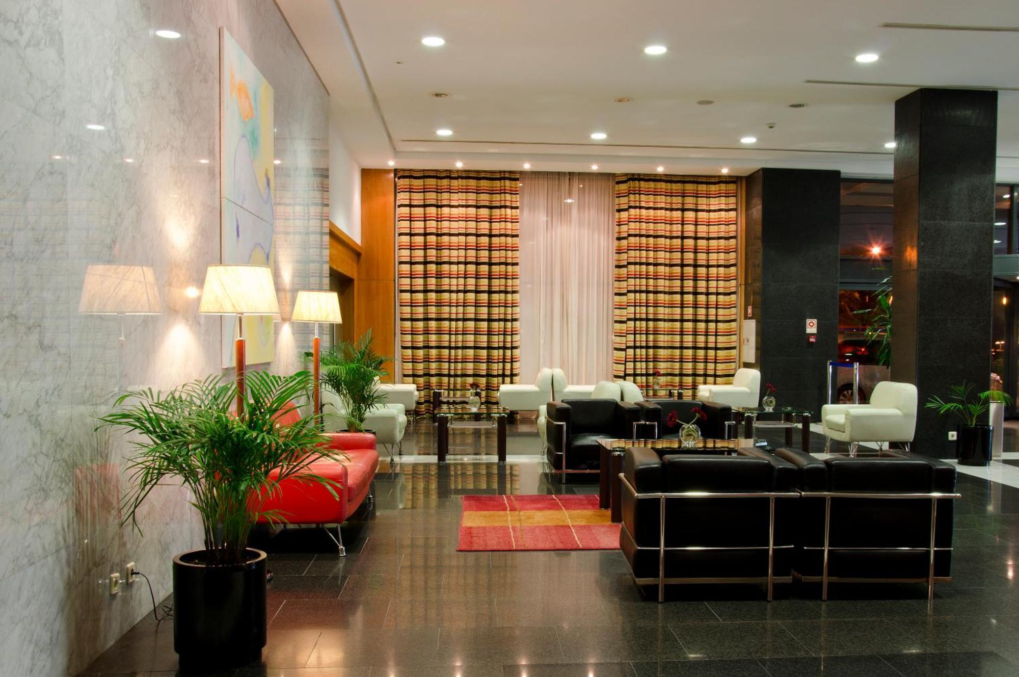Hotel Vip Executive Santa Iria 4*