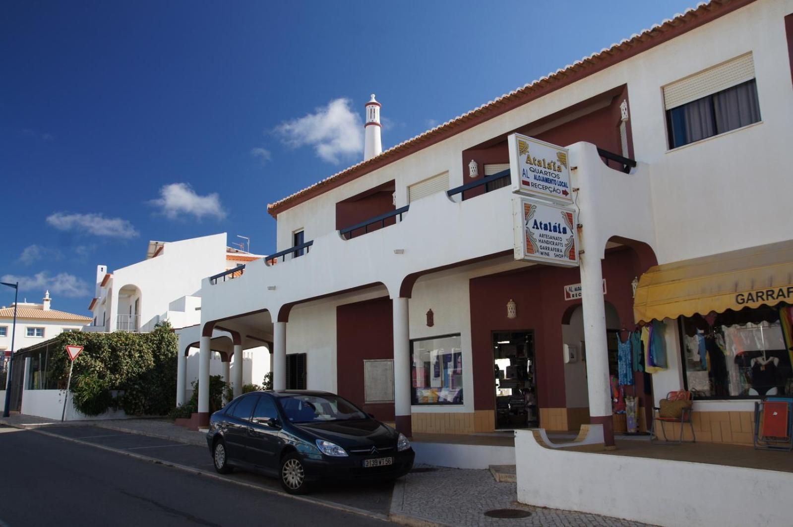 Aparthotel E Quartos Atalaia *