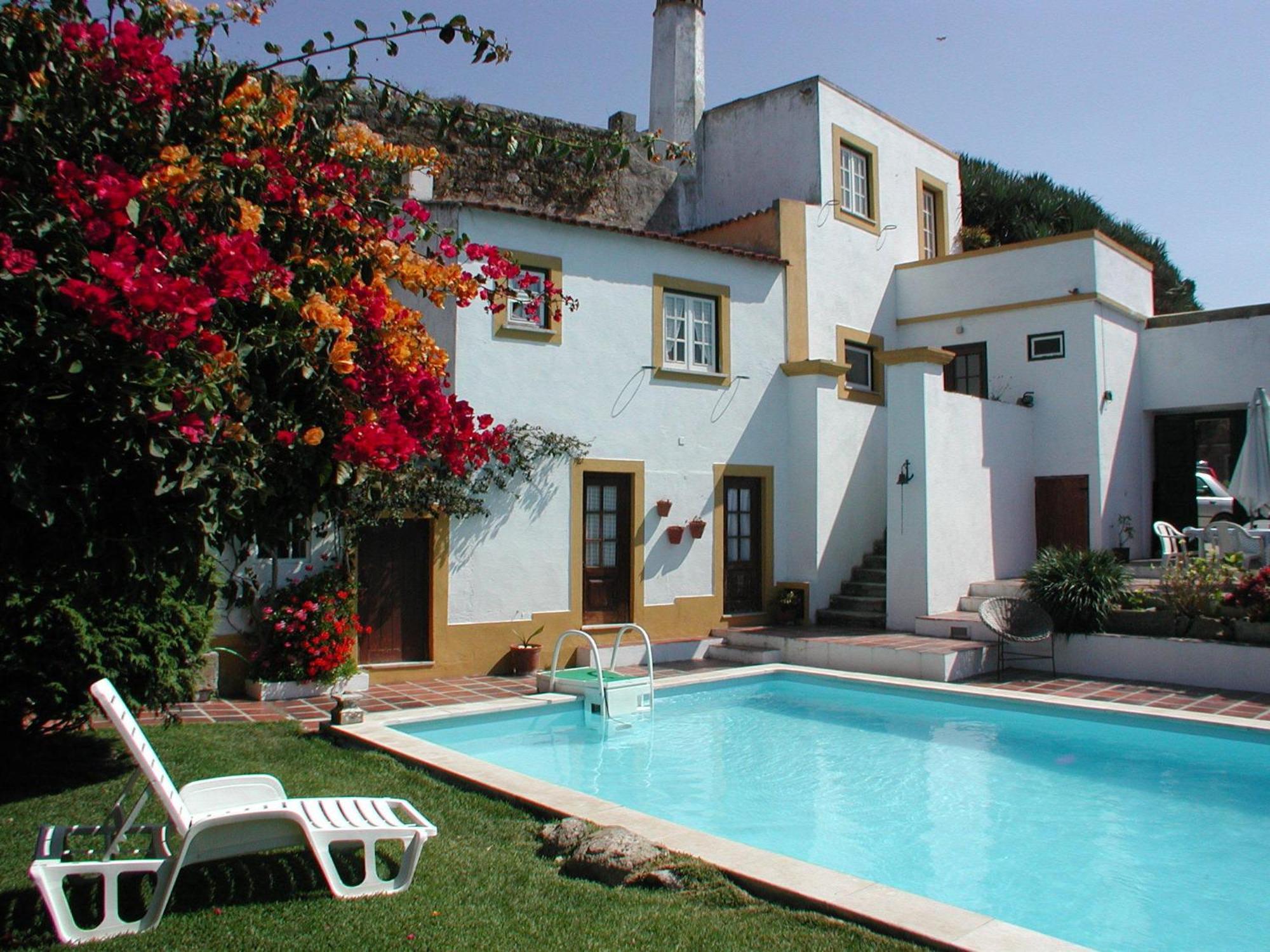 Casa Do Castelo - Turismo De Habitacao Atouguia Da Baleia