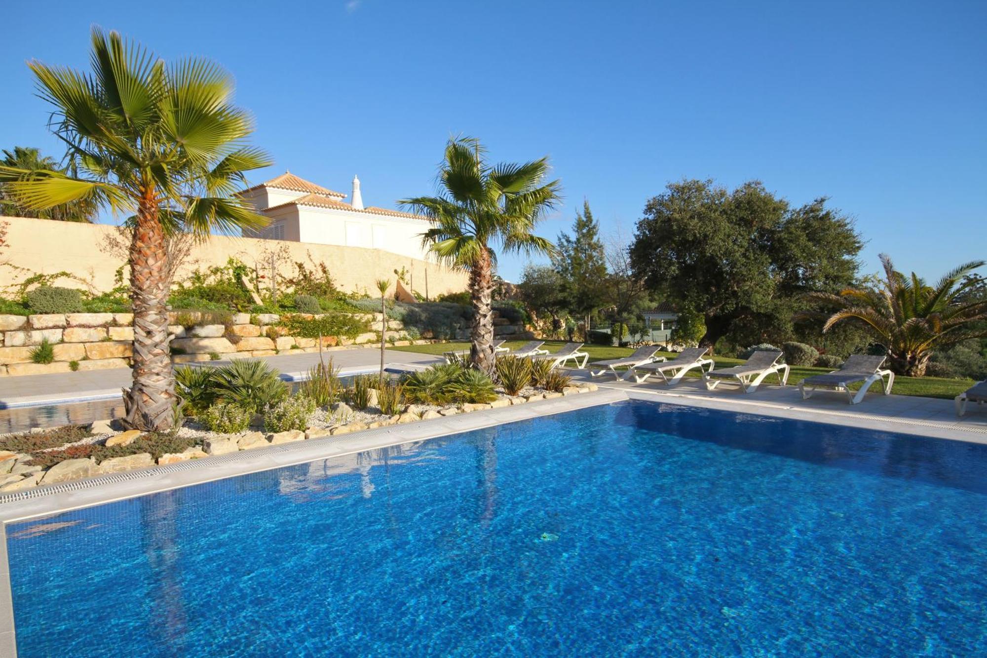 Resort Pinheiros Da Balaia 4*