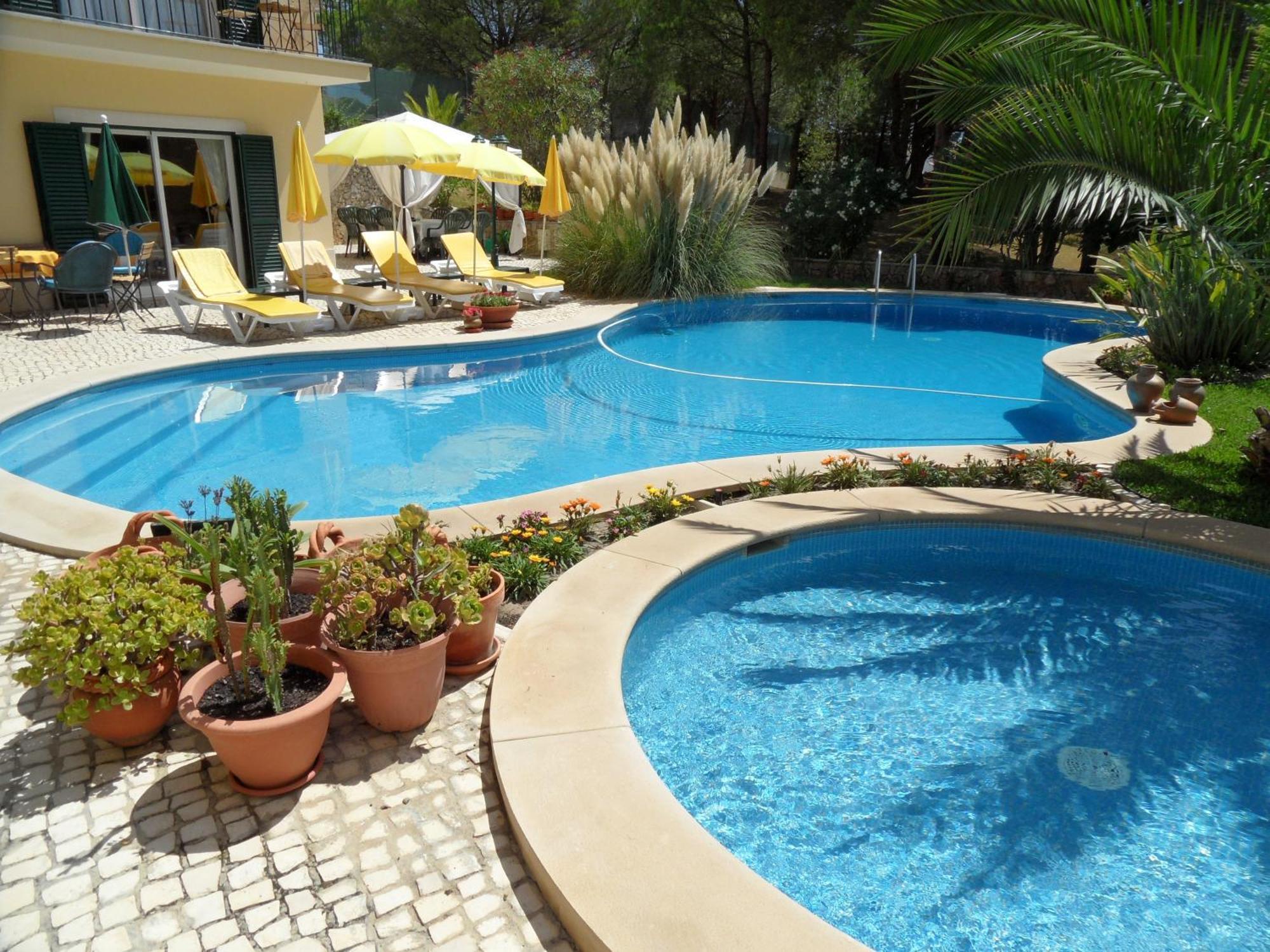 Bed & Breakfast De Sol Sesimbra