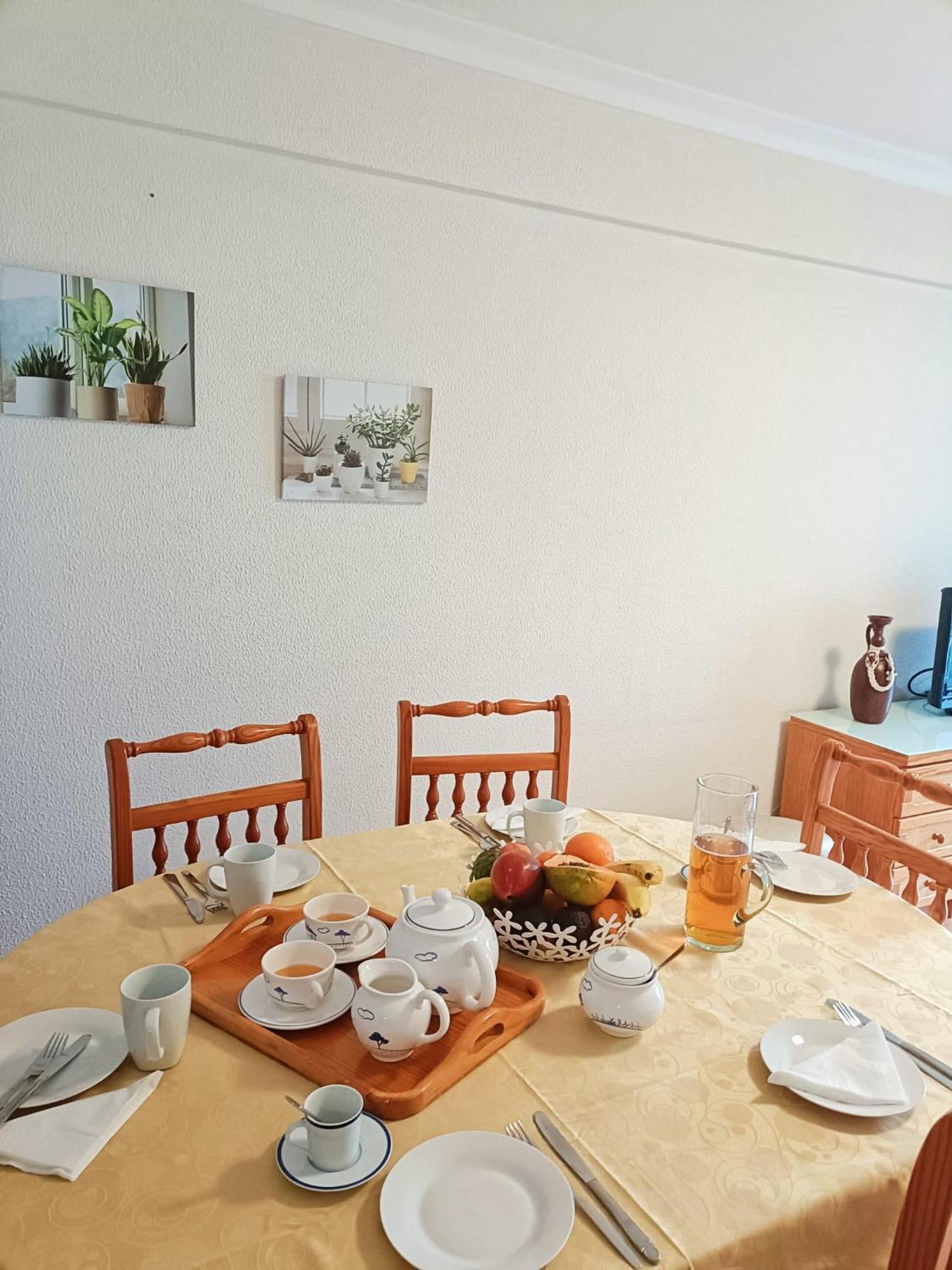 Flat Apartment *