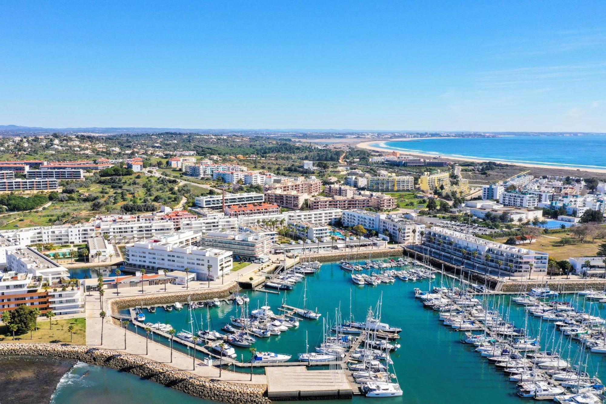 Colina Da Atalaia -