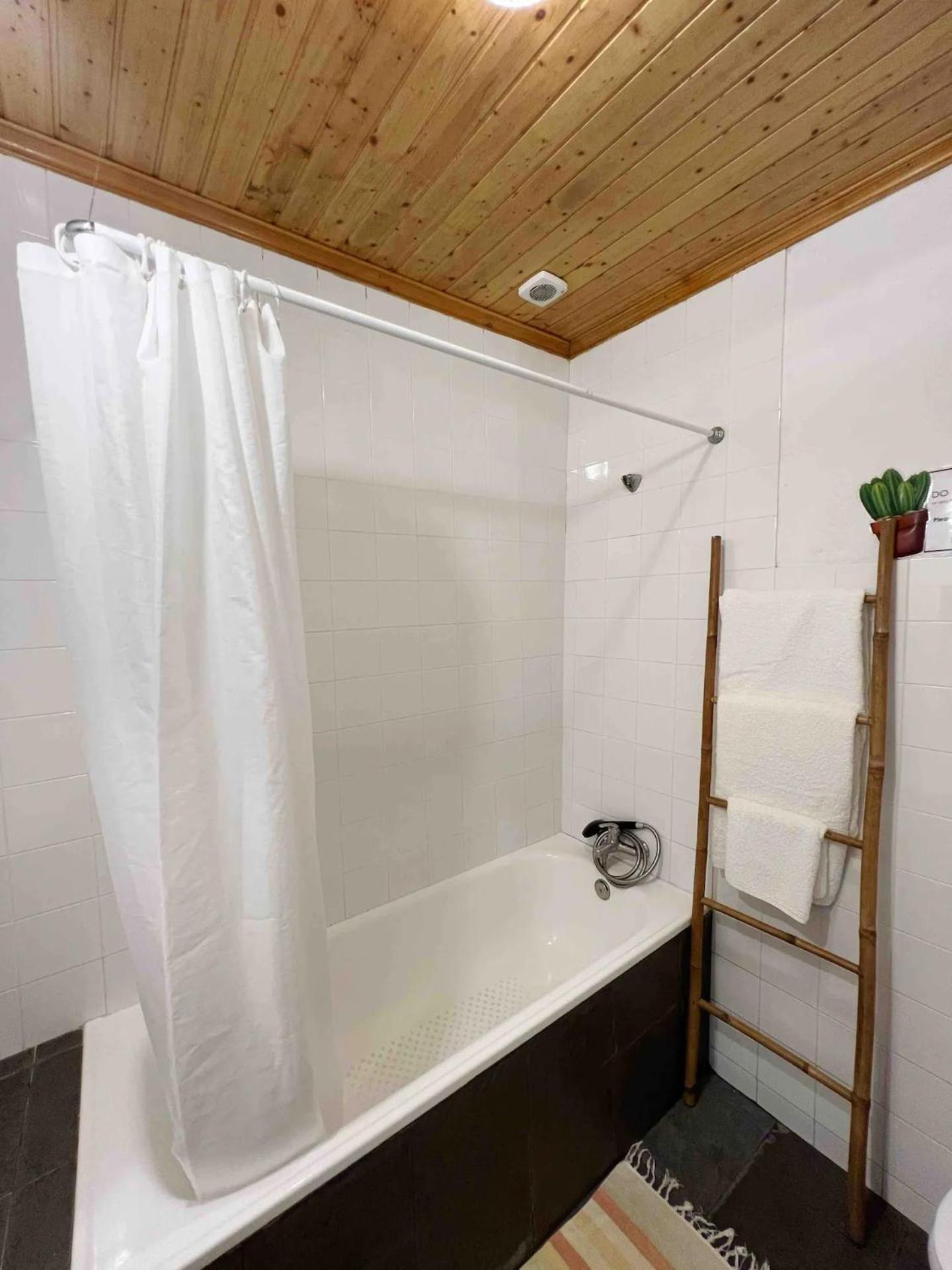 Casa Do Cacto - 1 Bedroom Flat Madalena (Azores)